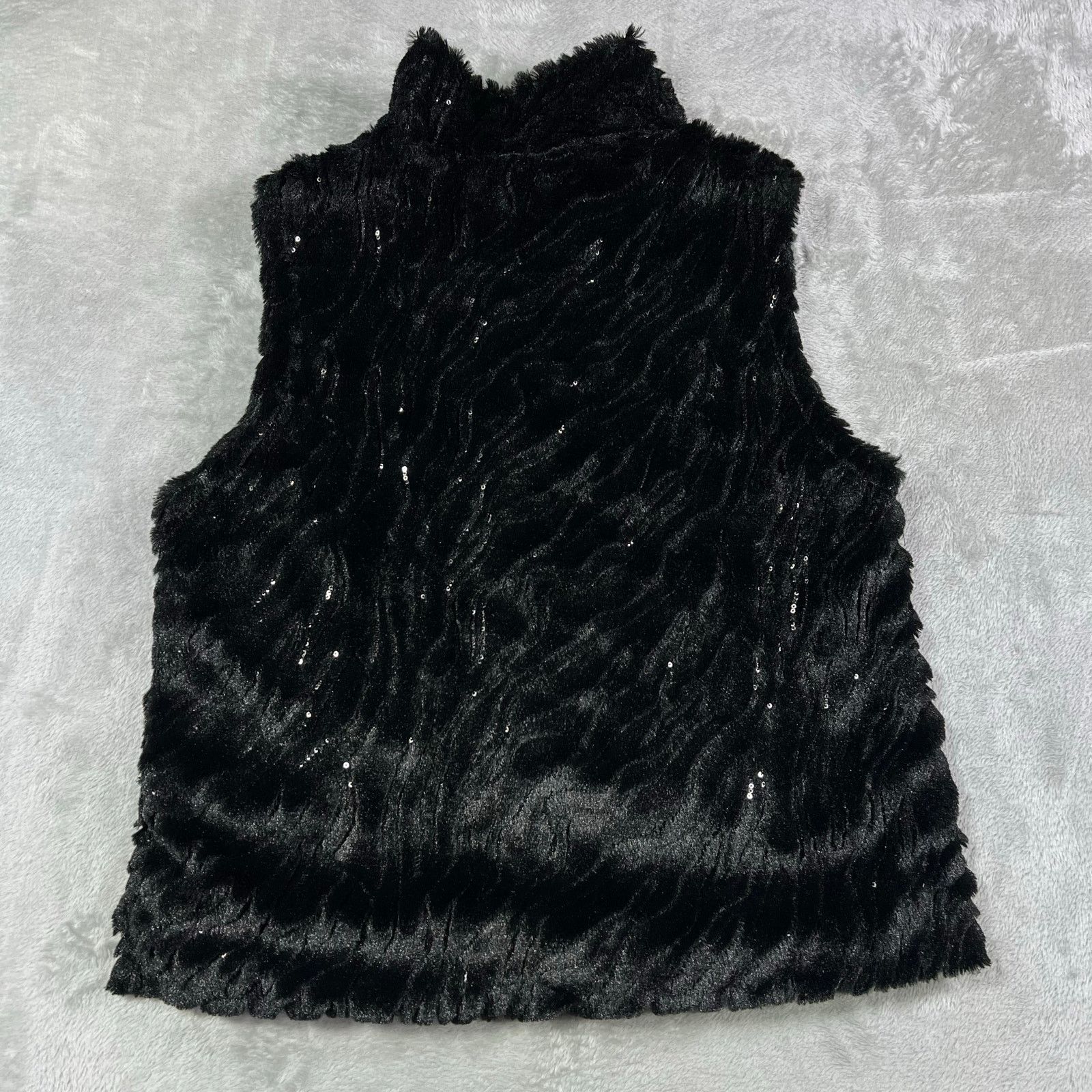 Betsey Johnson Betsey Johnson M Black Faux Fur Metalic Sequin Vest Full Zip Size M / US 6-8 / IT 42-44 - 2 Thumbnail