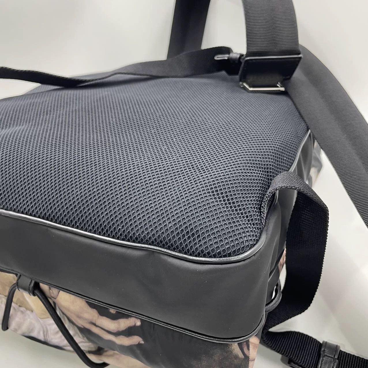 Dior Dior Homme 17FW Dan Witz Mosh Pit Backpack Size ONE SIZE - 8 Thumbnail