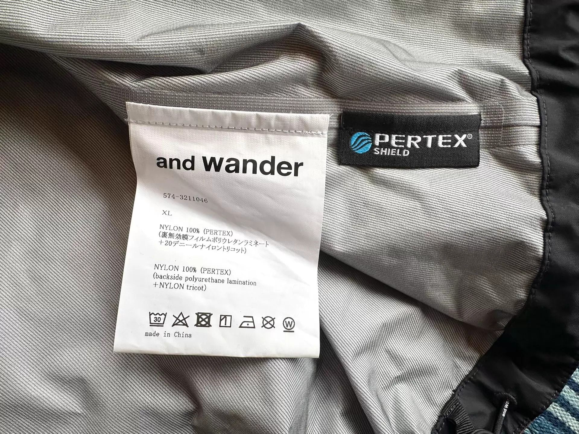 And Wander And Wander Pertex 3L WPB Jacket XL Size US XL / EU 56 / 4 - 9 Thumbnail