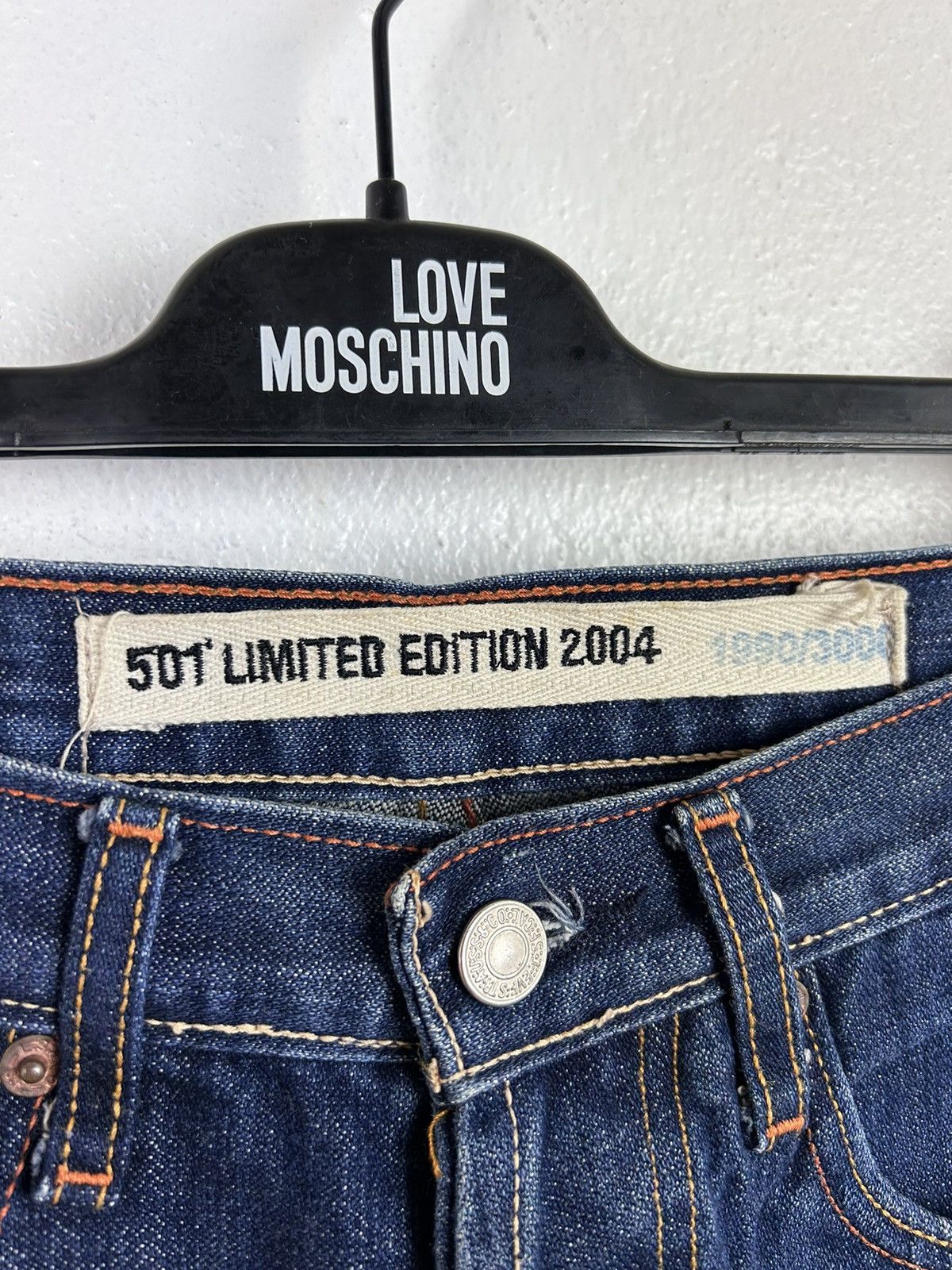 Levi's Vtg Levi's 501 Limited Edition 2004 1990/3000 Denim Jeans Size US 29 - 14 Thumbnail