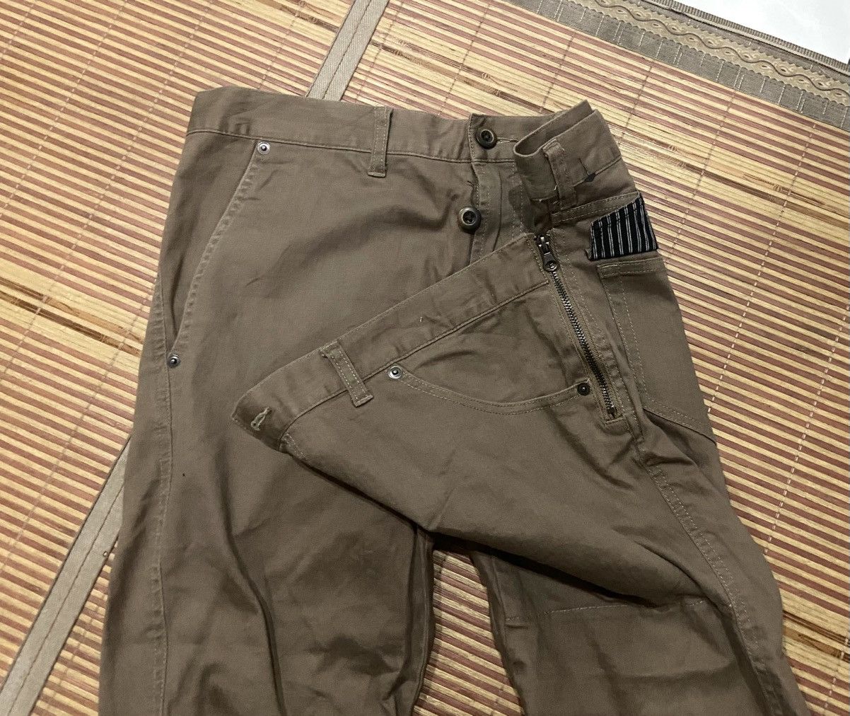Japanese Brand SEMANTIC DOUBLE WAIST WITH FLIP TOPSIDE Size US 33 - 1 Thumbnail