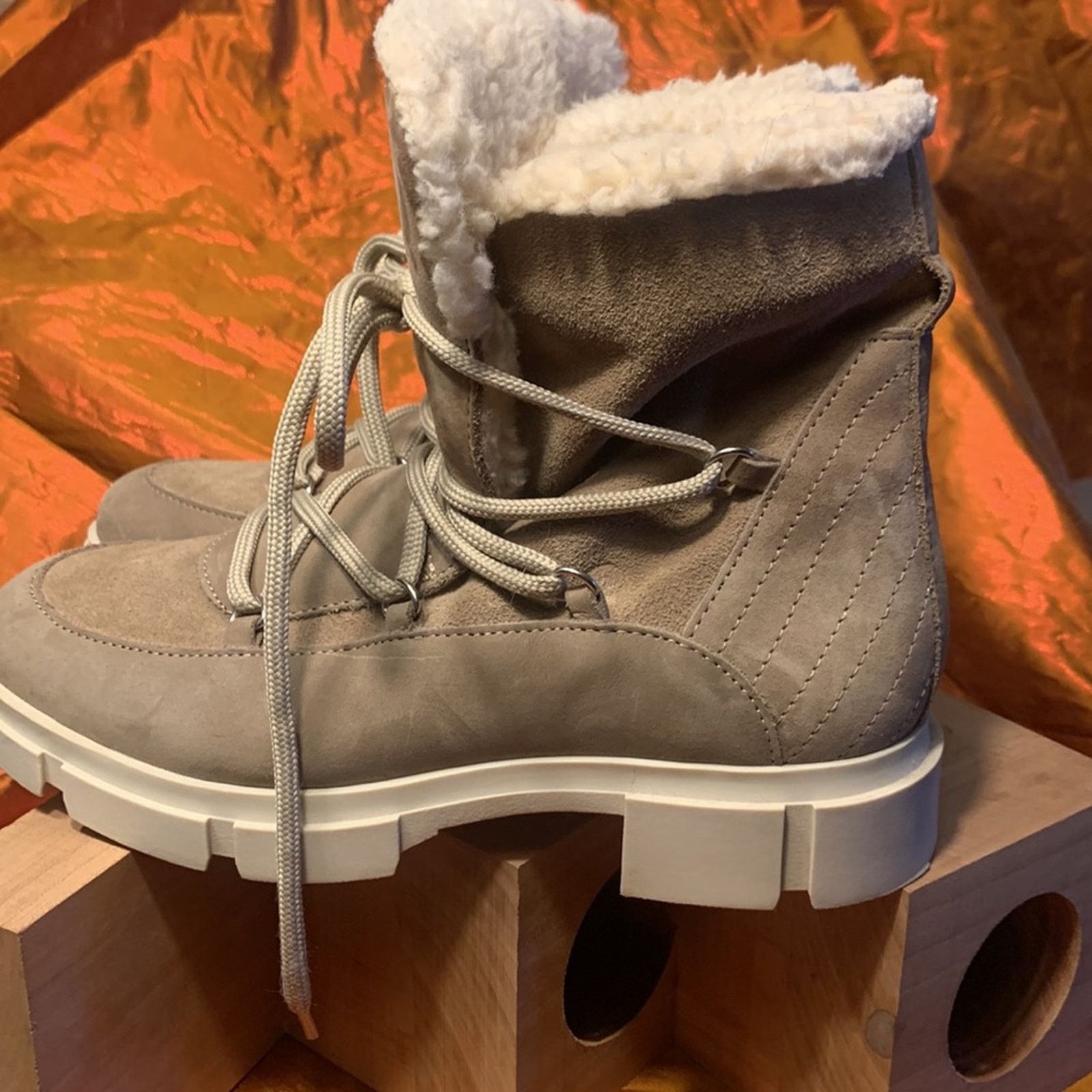 Vintage Avellini Portugal suede shearling sherpa laceup boots Size US 8 / IT 38 - 8 Thumbnail