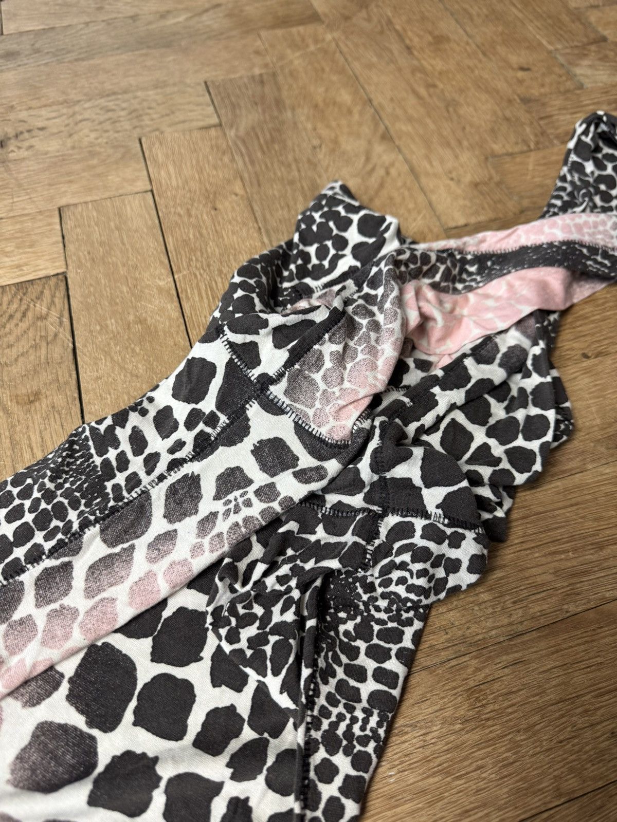 Roberto Cavalli Vintage Roberto Cavalli Animal Print Stretch Top S Size S / US 4 / IT 40 - 7 Thumbnail