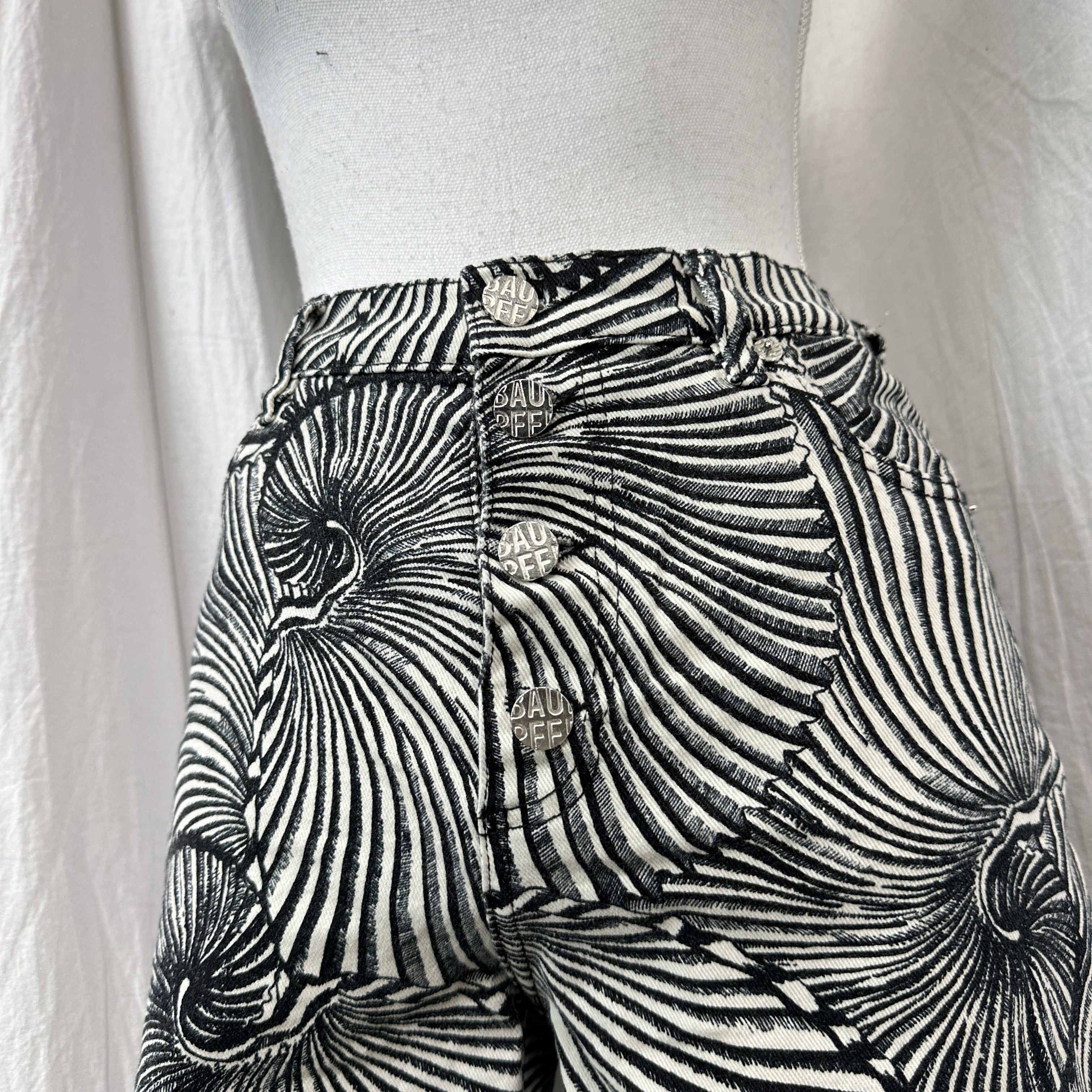 Baum und Pferdgarten Vintage Avant Garde Striped Baum und Pferdgarten Pants 00s Size 25" / US 0 / IT 36 - 6 Thumbnail