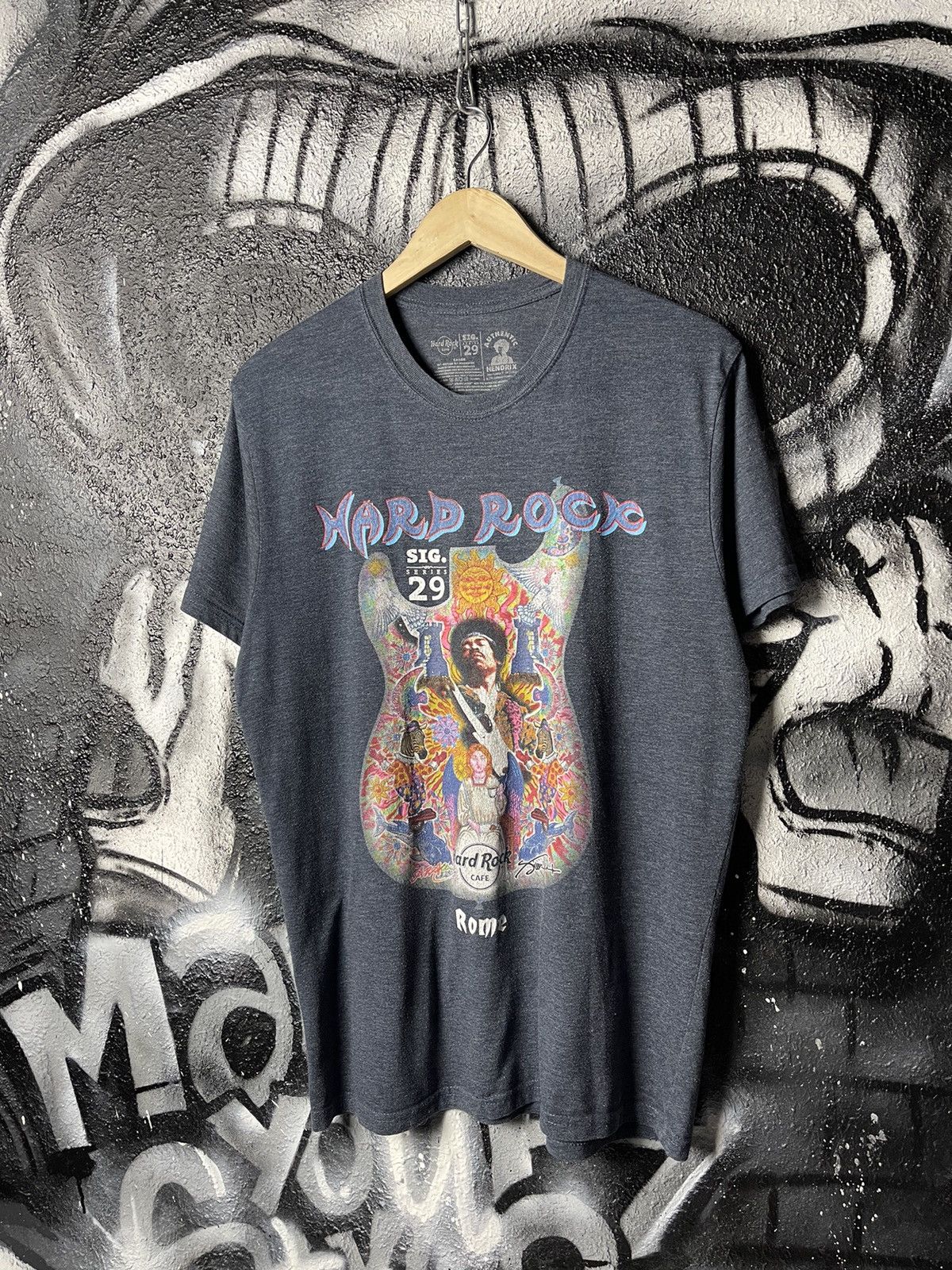 Hard Rock Cafe Hard Rock Cafe Rome x Jimi Hendrix Vintage T-Shirt Size L Size US L / EU 52-54 / 3 - 1 Thumbnail
