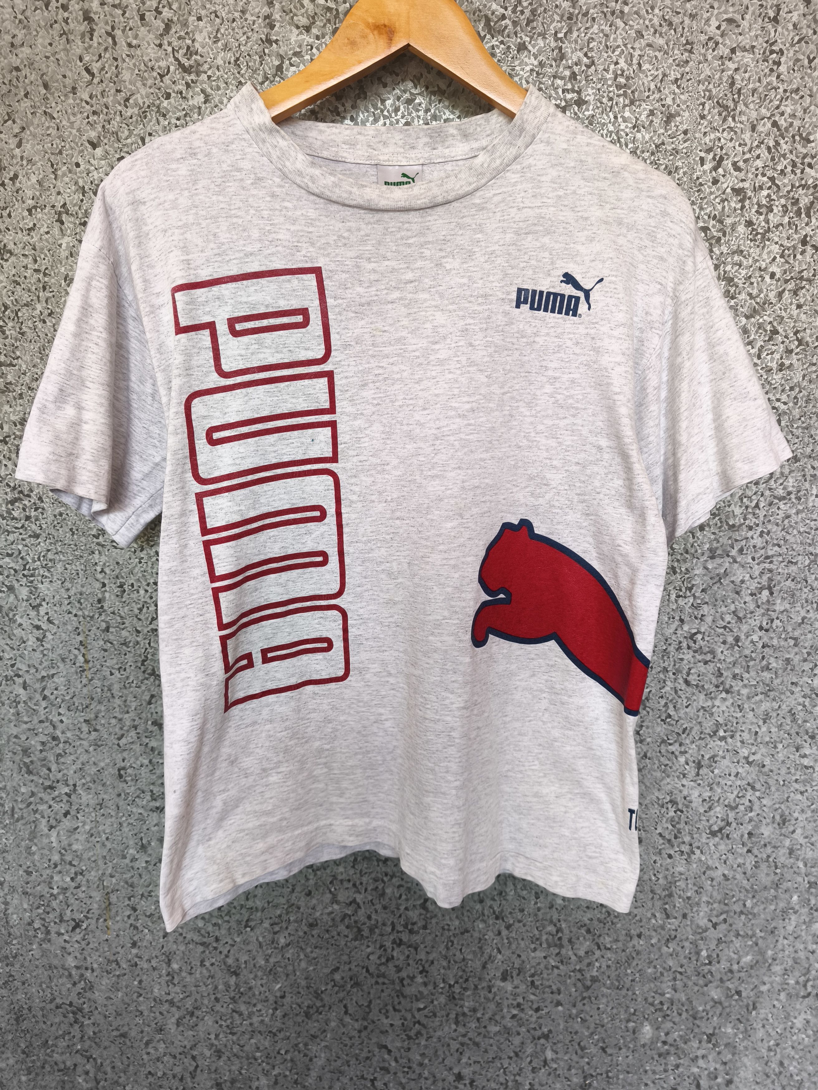 Puma 🔥 Vintage 90s Vintage Puma t shirt big logo single stitch Size US M / EU 48-50 / 2 - 1 Thumbnail