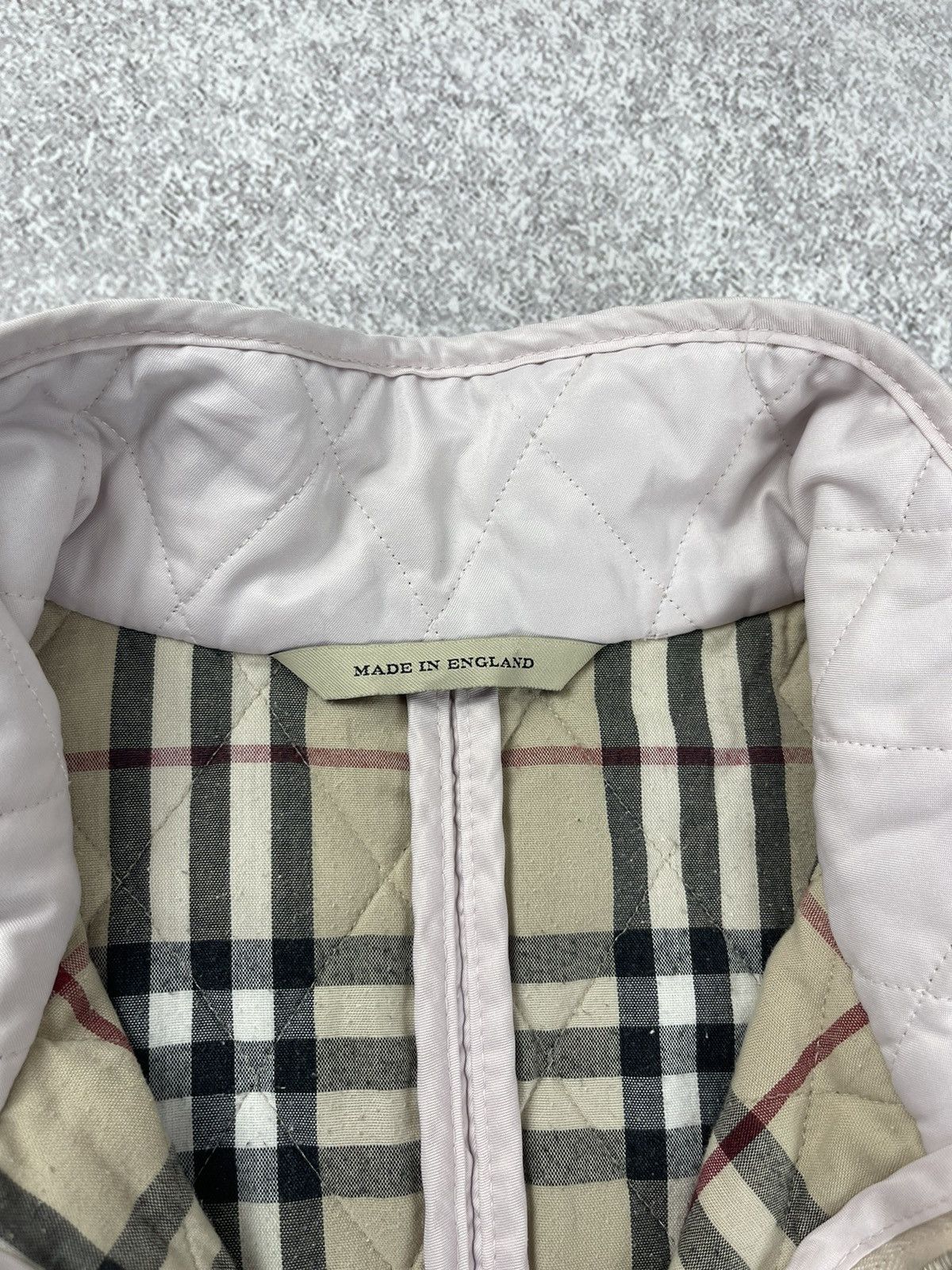 Burberry Vintage Burberry Quilted Zip Jacket Women’s Light Pink Size L / US 10 / IT 46 - 4 Thumbnail