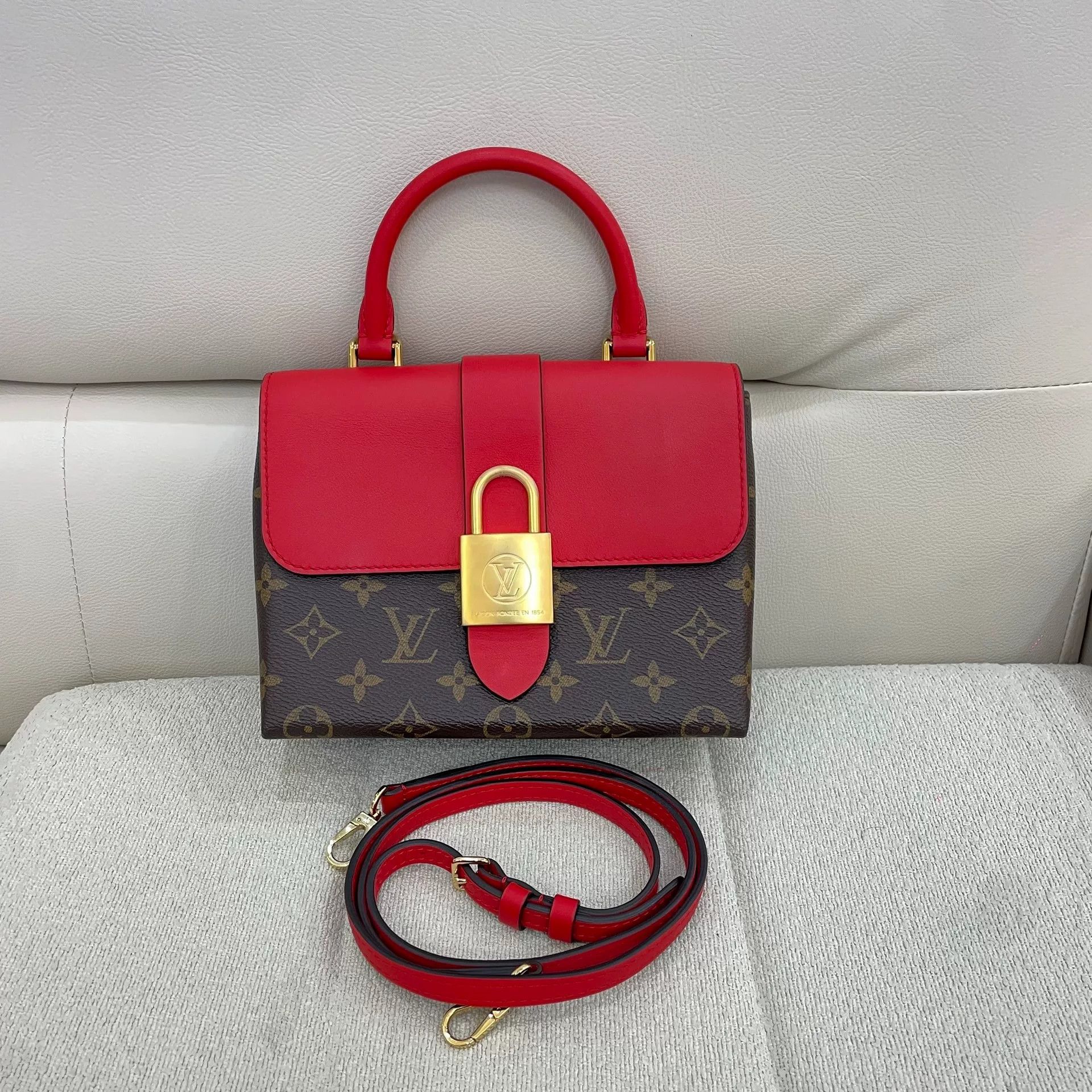 Louis Vuitton Pre-loved Bag Very good condition Size ONE SIZE - 1 Thumbnail