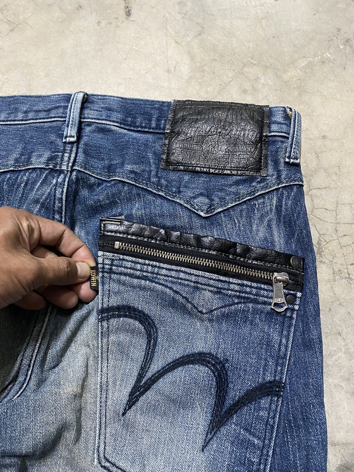 Edwin × Japanese Brand Baggy Jeans Japanese Edwin Distressed Size US 33 - 11 Thumbnail