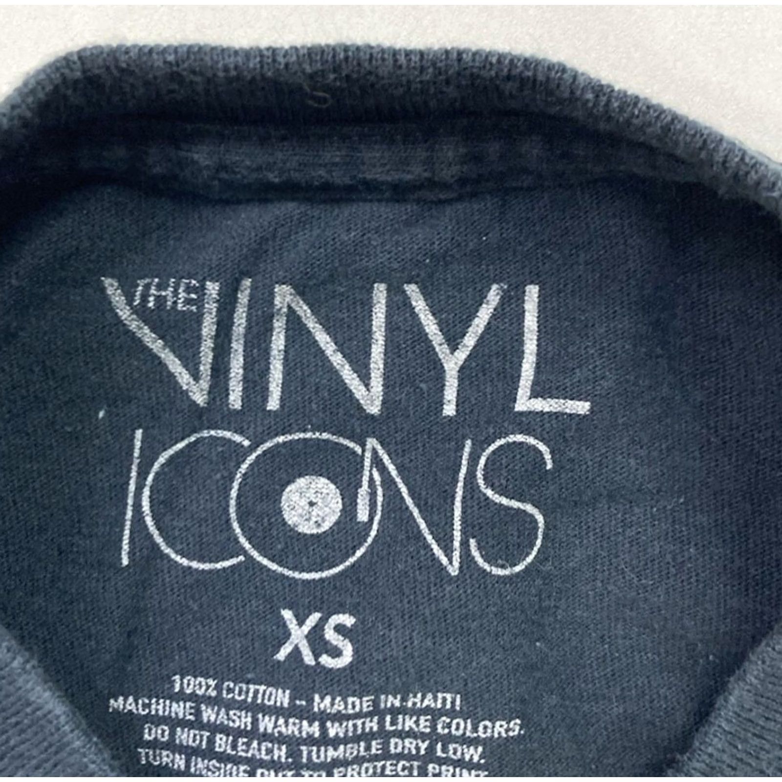 Vintage VINTAGE The Vinyl Icons ACDC Graphic T-shirt Women XS Black Short Sleeve Music Shirt Womens Size XS / US 0-2 / IT 36-38 - 5 Thumbnail
