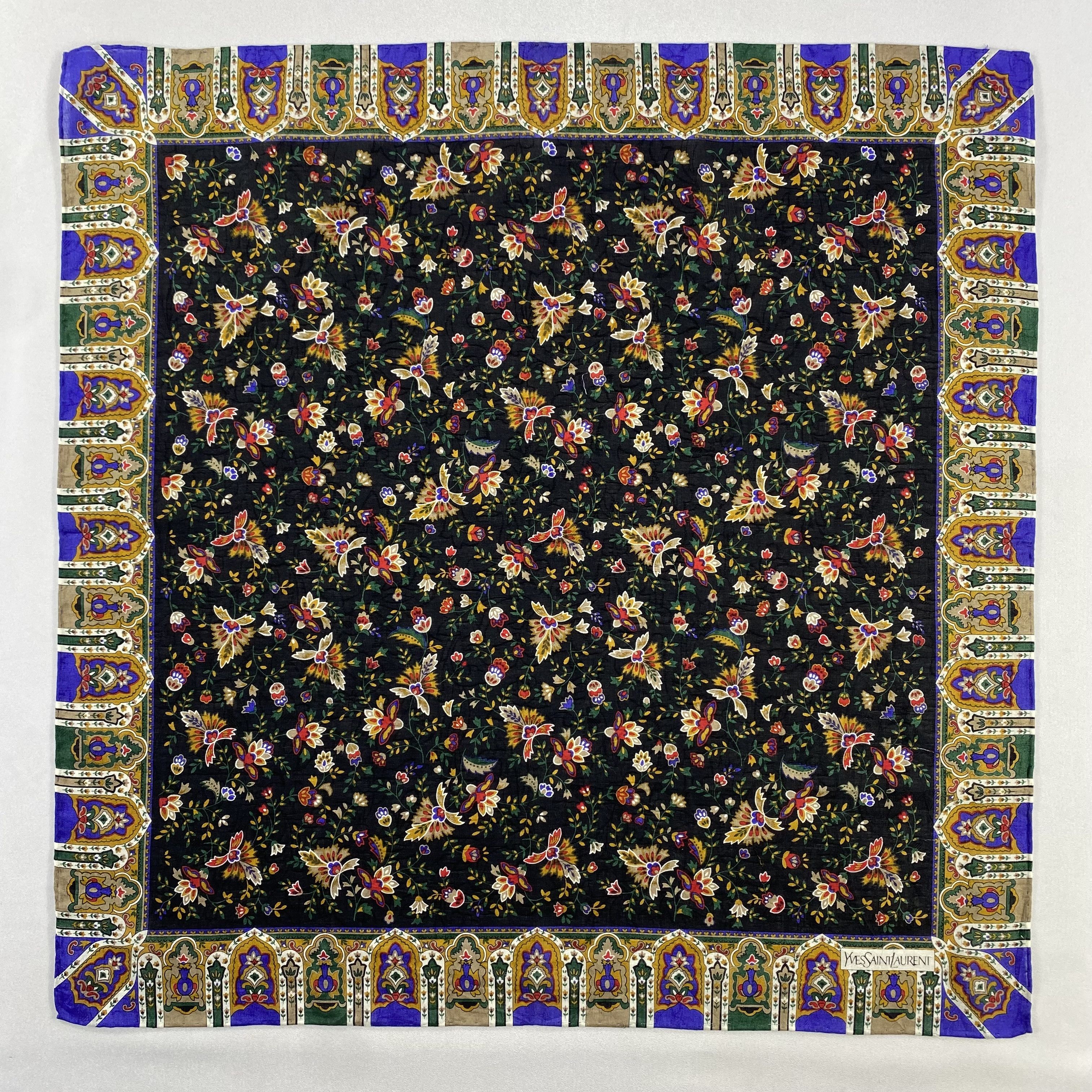 Vintage Yves Saint Laurent Bandana/ Handkerchief / Neckerchief-P1655 Size ONE SIZE - 1 Thumbnail
