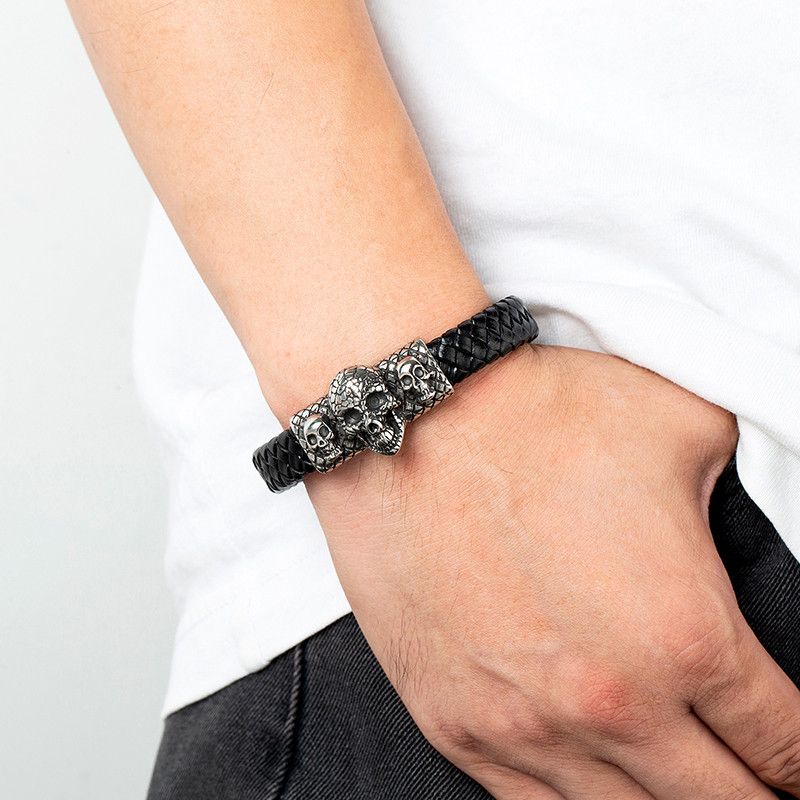 Leather × Vintage 21cm Gothic Skull Steel Magnet Buckle Leather Bracelet Size ONE SIZE - 2 Thumbnail