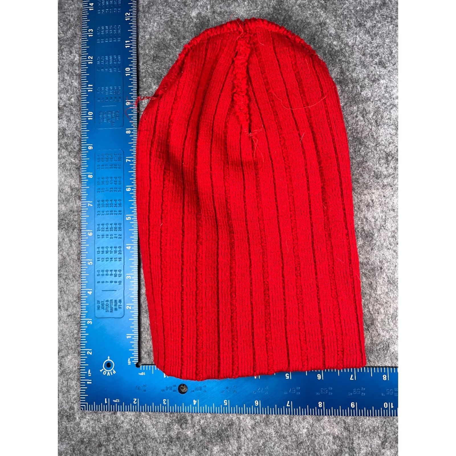 Vintage Beanie Toque Women One Size Red Knit Ribbed Acrylic Blend Winter Ski Size ONE SIZE - 5 Thumbnail