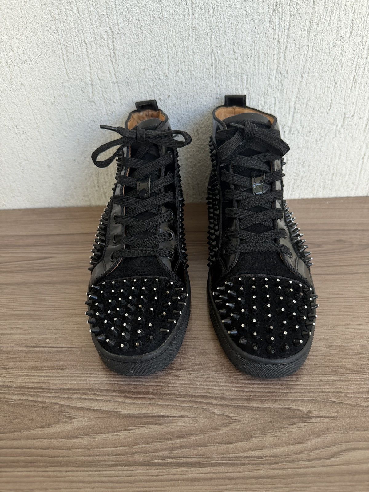Christian Louboutin spiked louis junior trainers Size US 7 / EU 40 - 4 Thumbnail