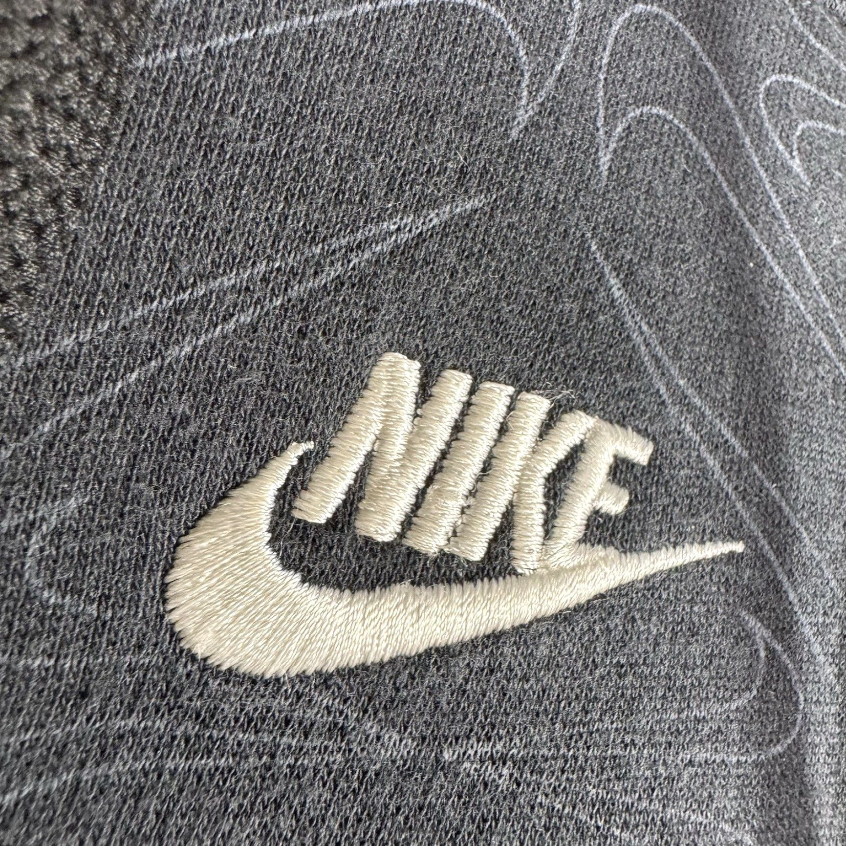 Nike Nike Sportswear Club Hoodie Men L Swoosh All Over Print DM7930 Sweatshirt Size US L / EU 52-54 / 3 - 4 Thumbnail