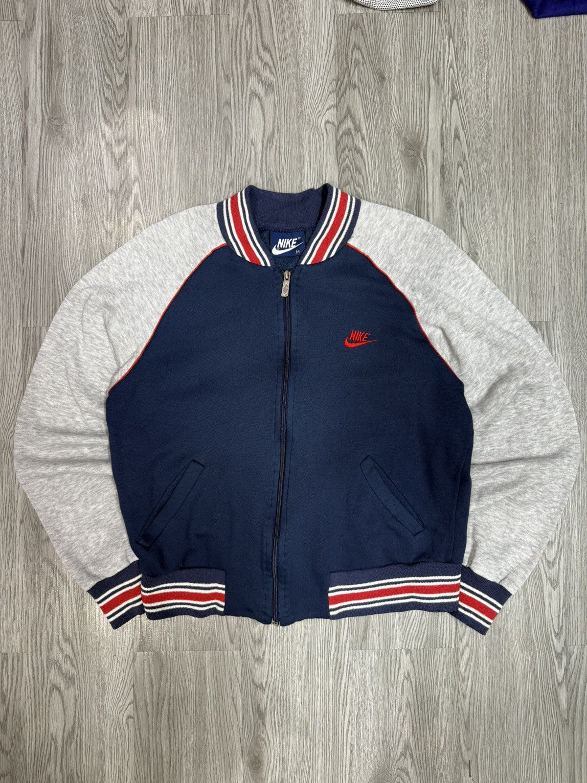 Nike 90’s NIKE RARE SWOOSH LOGO Y2K VINTAGE RETRO ZIP HOODIE Size US M / EU 48-50 / 2 - 1 Thumbnail