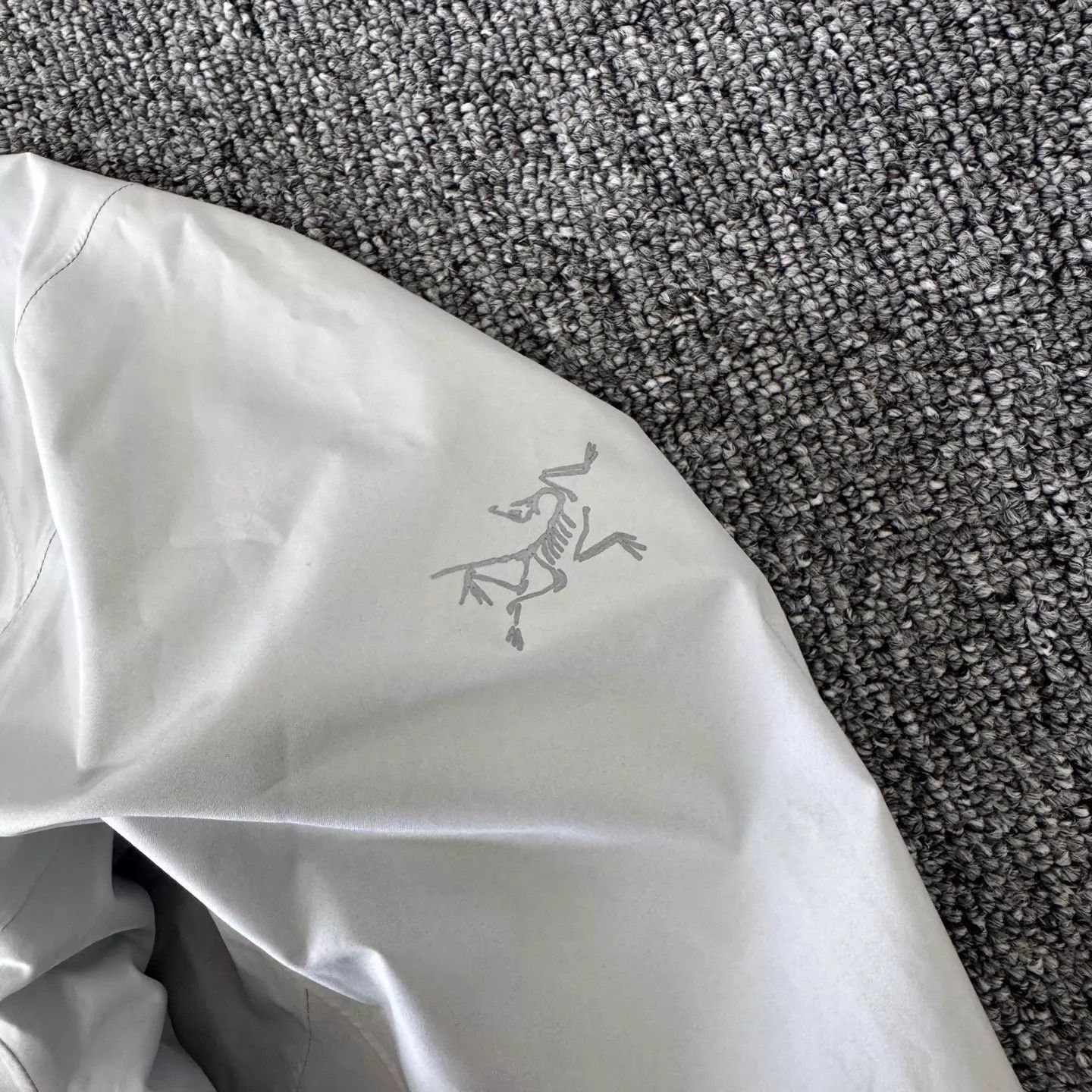 Arc'teryx Arcteryx Solano Light Gray Windbreaker Jacket S Size US S / EU 44-46 / 1 - 5 Thumbnail