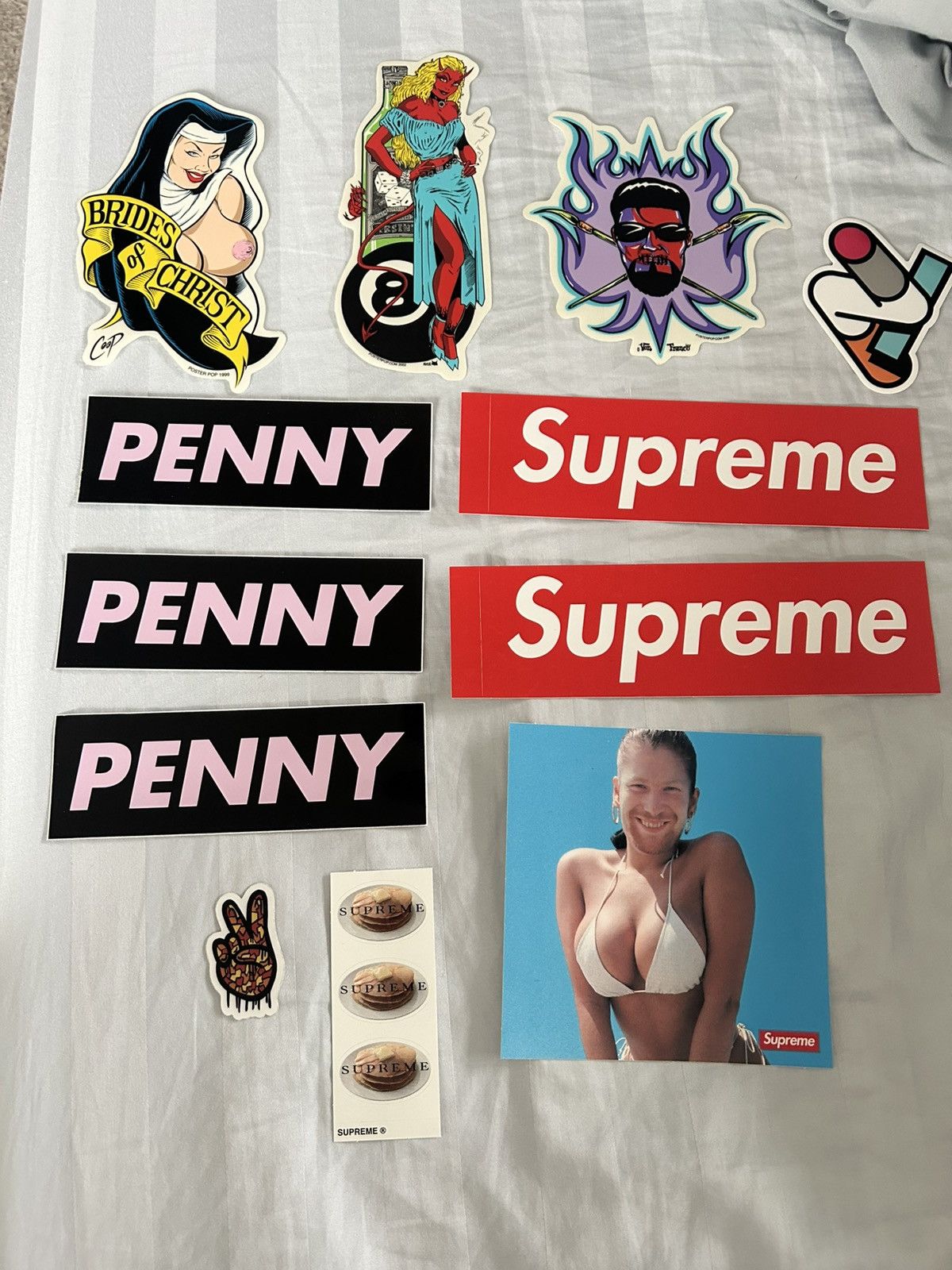 Supreme Supreme and rare stickers Size ONE SIZE - 1 Thumbnail