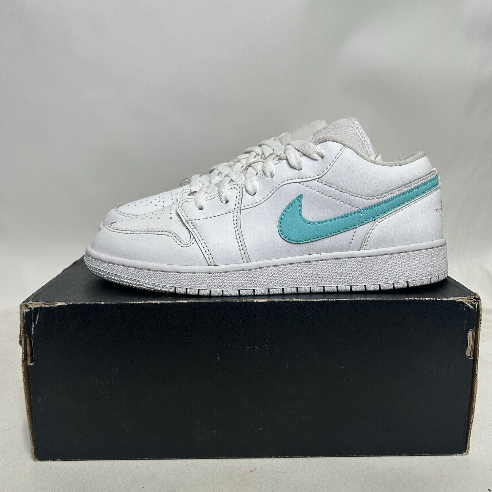 Nike Nike Air Jordan 1 Low Retro GS “Neon Swooshes” 2024 Size US 8.5 / IT 38.5 - 6 Thumbnail