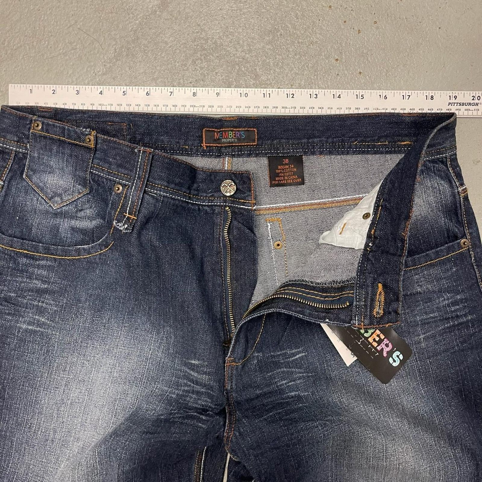 Vintage Vintage Members Property Faded Denim Baggy Jeans Mens 38x34 Size 38" / US 16 / IT 52 - 5 Thumbnail