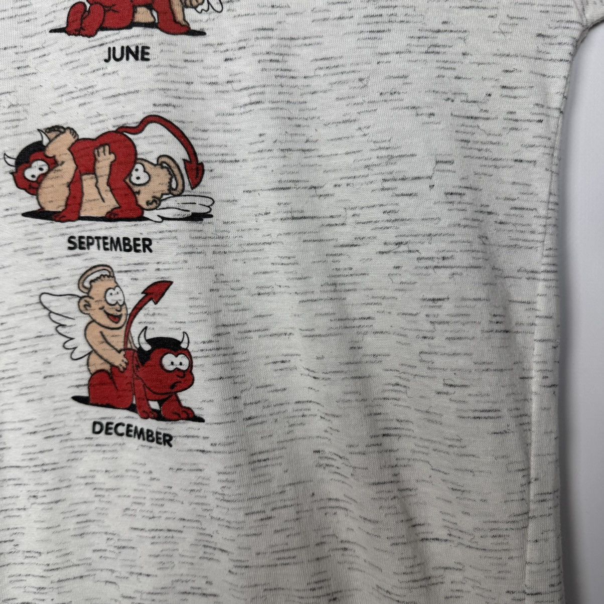 Vintage ANGEL DEVIL SEX POSITION Y2K T-SHIRT KAMA SUTRA TEMPTATION Size US L / EU 52-54 / 3 - 16 Thumbnail