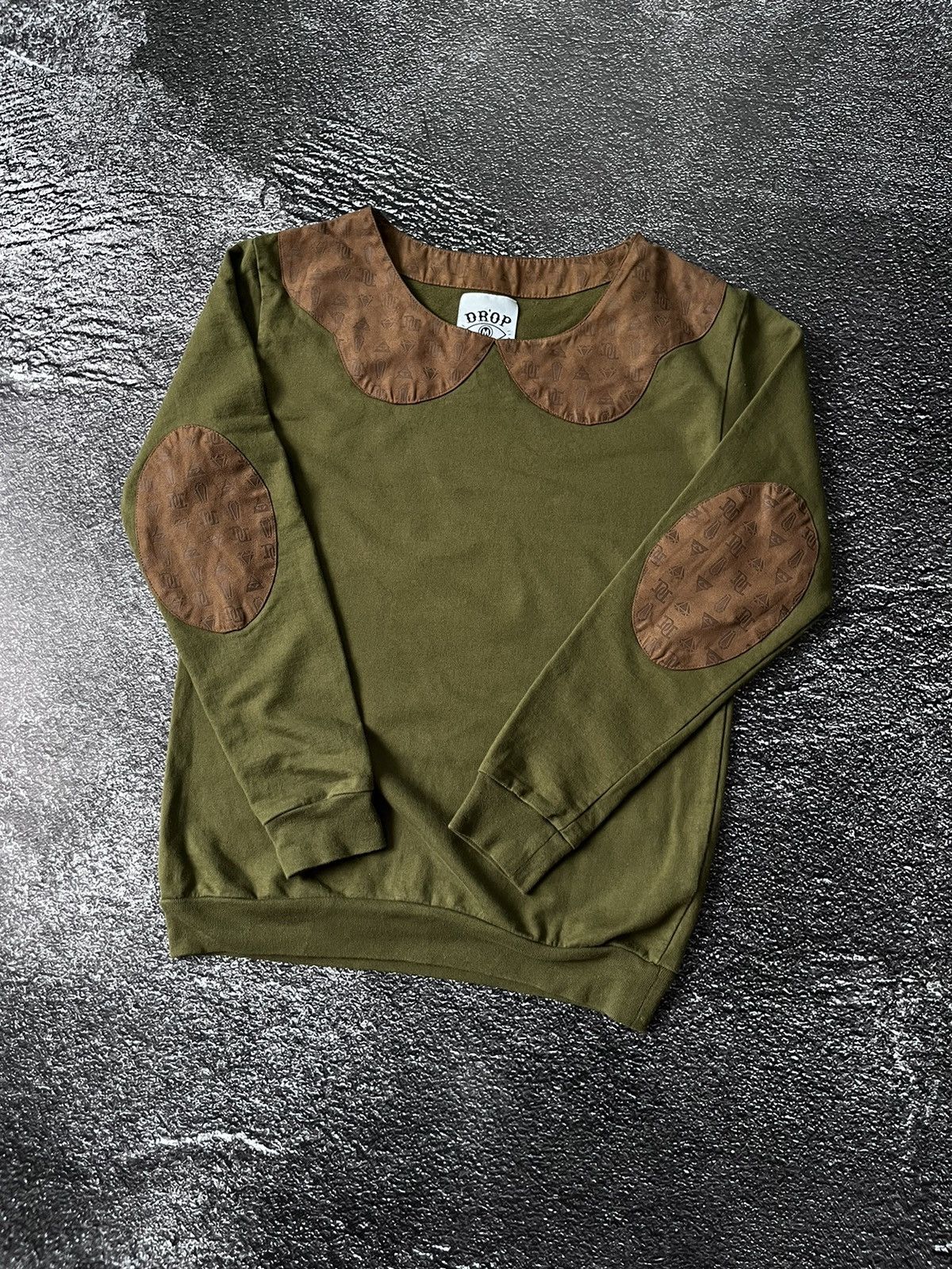 Drop Dead Clothing Drop Dead Vintage Womens Olive Sweatshirt Size M / US 6-8 / IT 42-44 - 2 Thumbnail