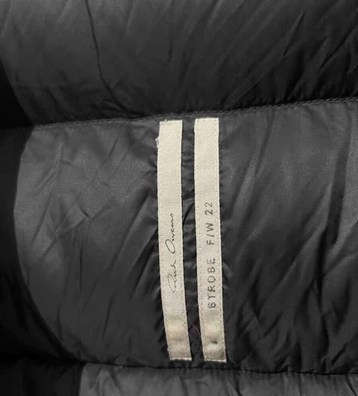 Rick Owens Rick Owens Shark-Head Down Vest Size US M / EU 48-50 / 2 - 5 Thumbnail
