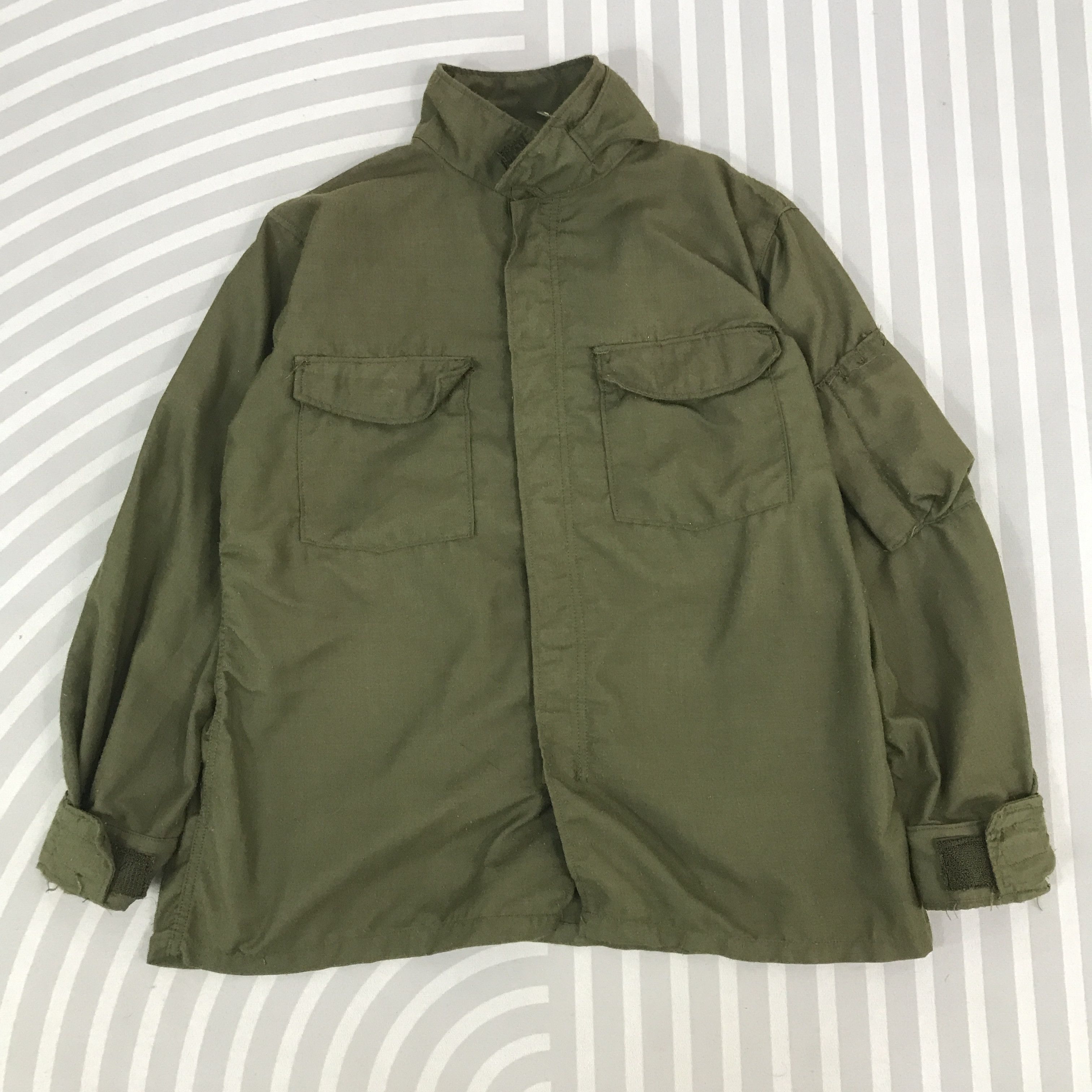 Vintage Vintage 80s Army military DSA 100 OG 107 M65 Style Jacket Size US L / EU 52-54 / 3 - 1 Thumbnail