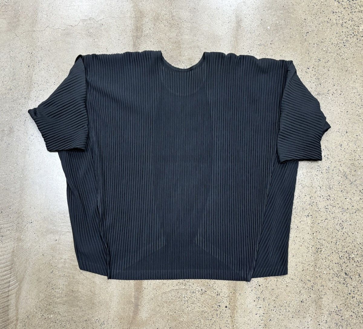 Homme Plisse Issey Miyake Issey Miyake Homme Plisse T-Shirt JK102 Size US L / EU 52-54 / 3 - 2 Thumbnail
