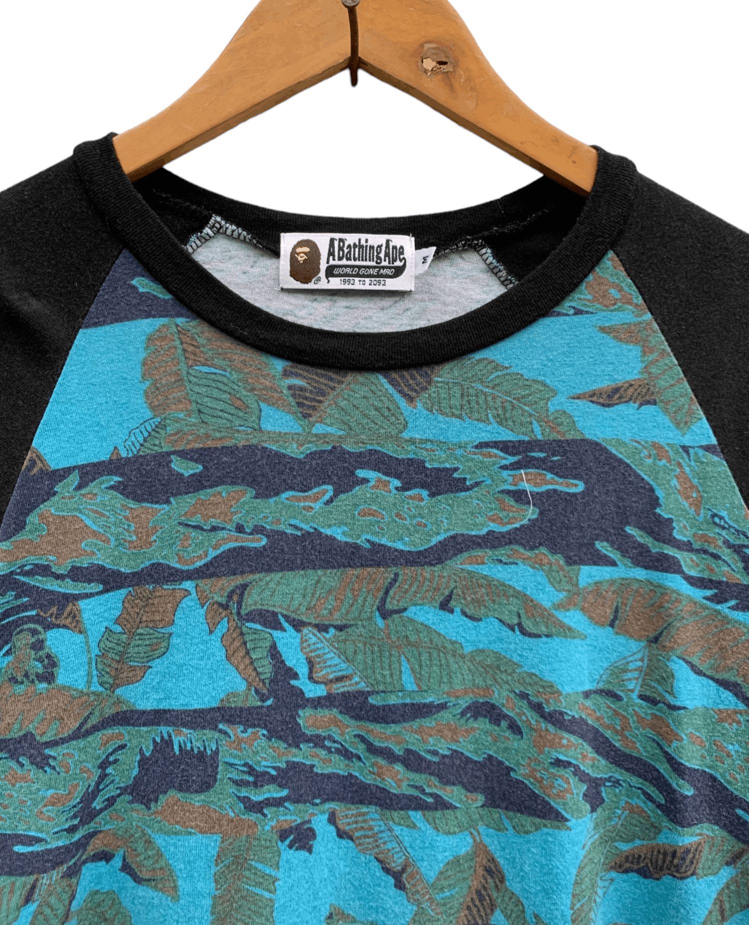Bape Bape Banana Leaf Camo Raglan 3/4 Tee Size US M / EU 48-50 / 2 - 4 Thumbnail