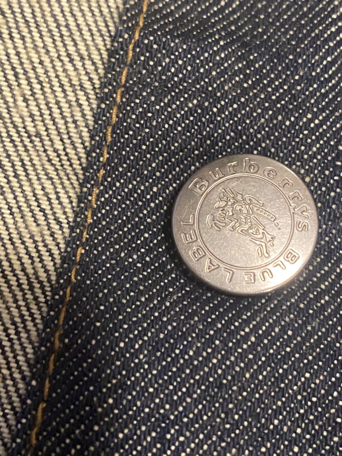Burberry × Designer × Japanese Brand VINTAGE BURBERRY BLUE LABEL RAW DENIM JACKET Size XS / US 0-2 / IT 36-38 - 4 Thumbnail