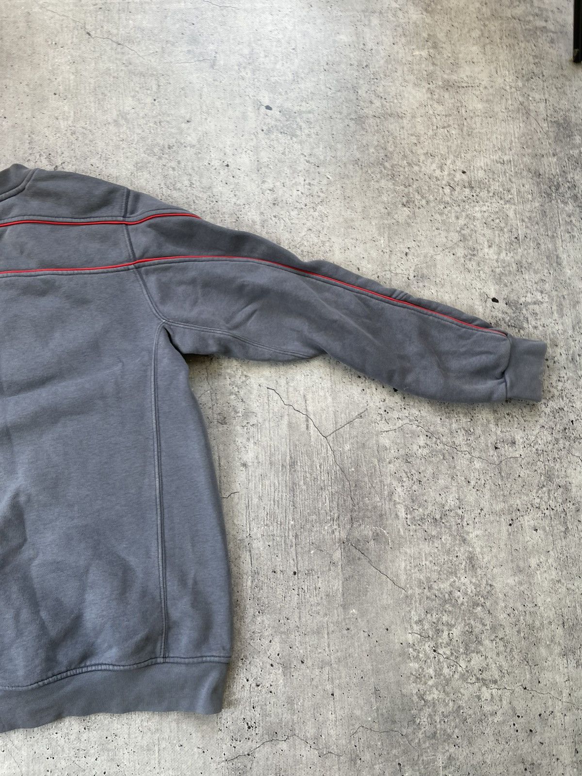 Nike Vintage 90s Nike Distressed Sweatshirt Y2K Size US S / EU 44-46 / 1 - 10 Thumbnail