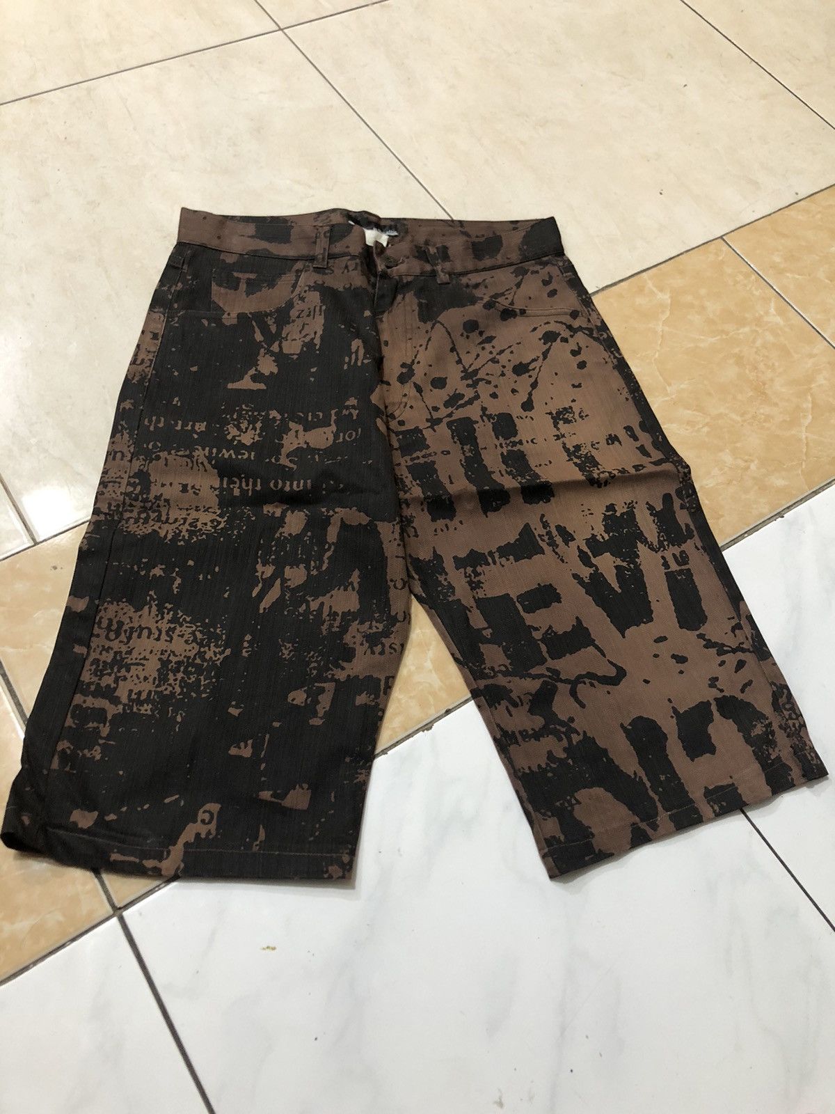 In The Attic In The Attic Full Printed Shorts Size US 30 / EU 46 - 7 Thumbnail