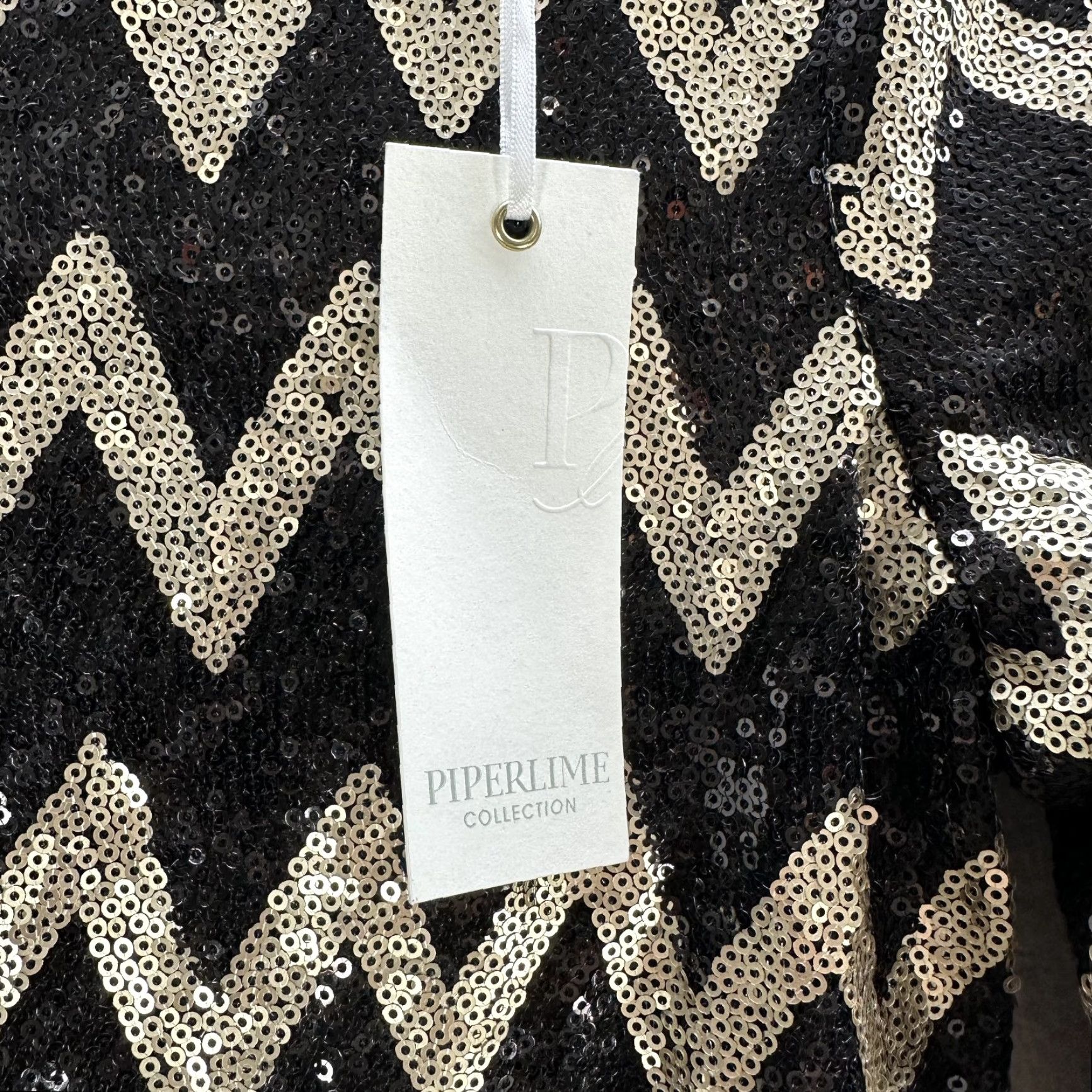 Vintage VINTAGE Piperlime Collection Gold Black Sequin Dress Long Sleeve Short Lined XS NWT Size XS / US 0-2 / IT 36-38 - 6 Thumbnail