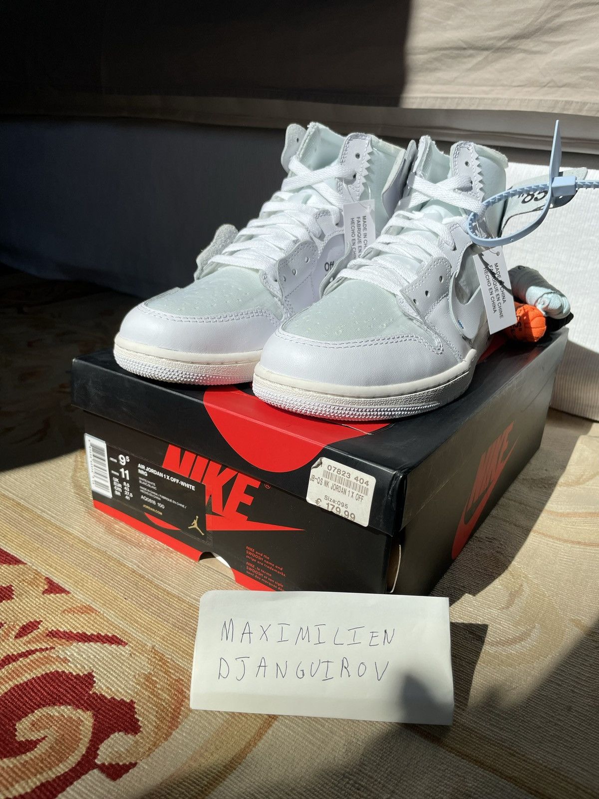 Nike × Off-White Air Jordan 1 Retro High Off-White White 9.5 US DSWT Size US 9.5 / EU 42-43 - 4 Thumbnail