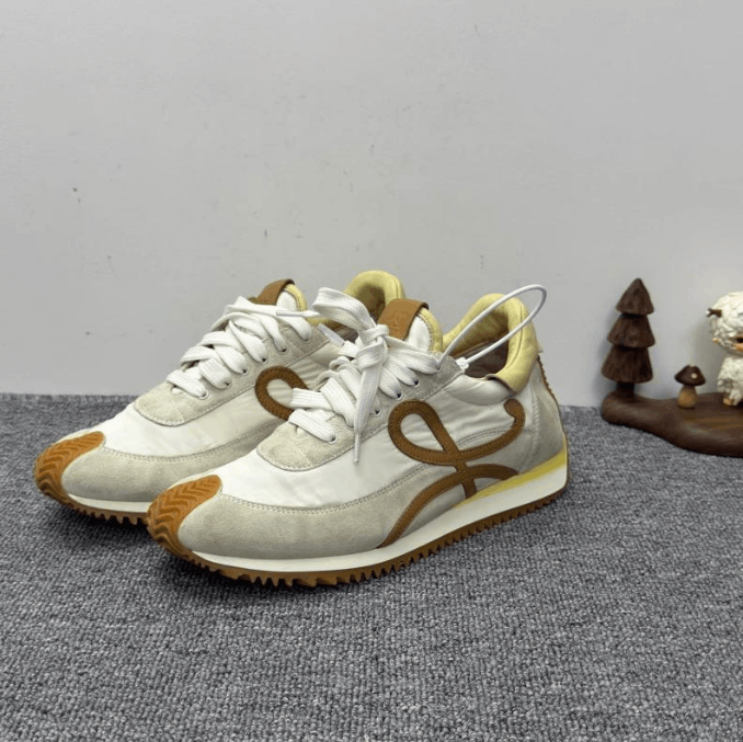 Loewe Loewe low-top sneakers Size US 6 / EU 39 - 1 Thumbnail