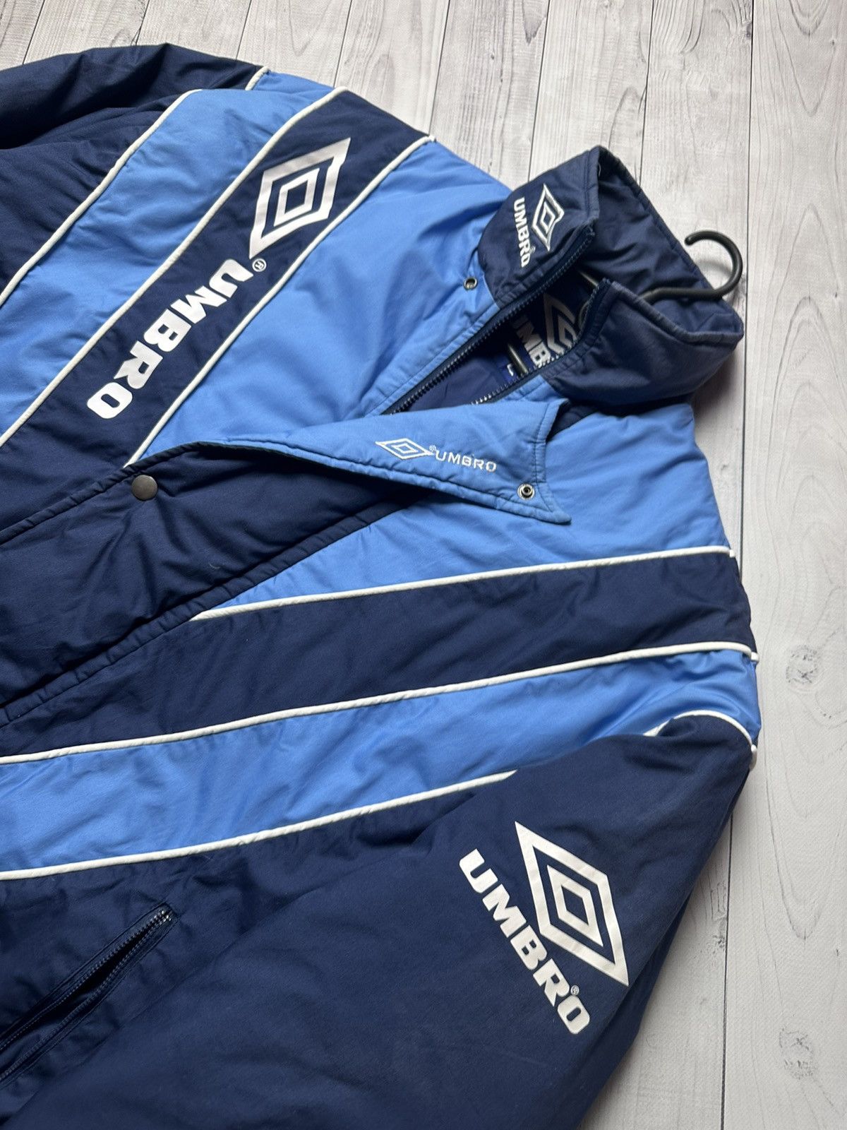 Umbro Vintage Umbro pro training jacket parka rare size L logo Size US L / EU 52-54 / 3 - 7 Thumbnail