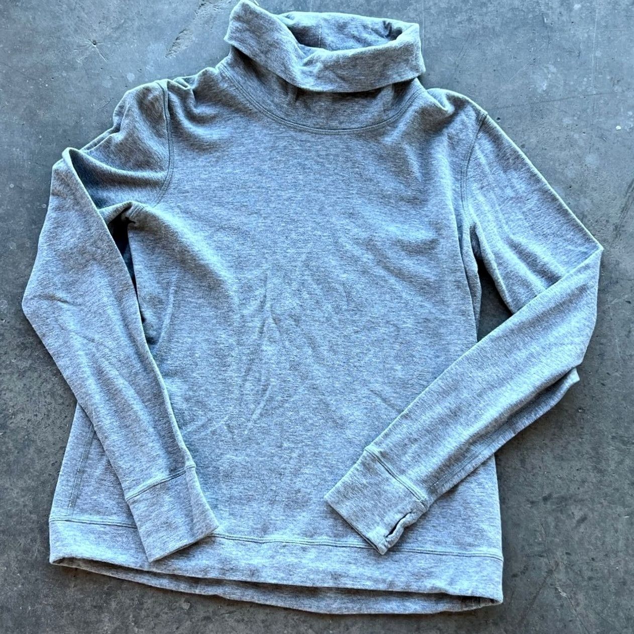 Lululemon VINTAGE Lululemon Heather Grey Cowl Turtle Neck Longsleeve Shirt 6 Womens Size M / US 6-8 / IT 42-44 - 2 Thumbnail