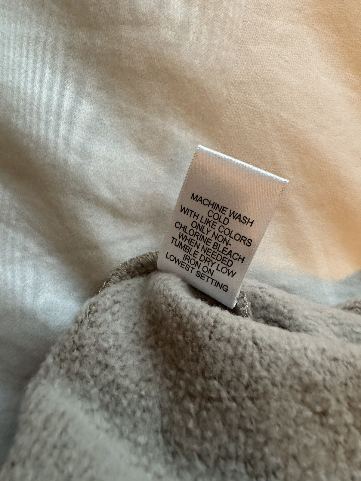 Essentials × Fear of God Sweat Shorts - Tan Size US 30 / EU 46 - 9 Thumbnail