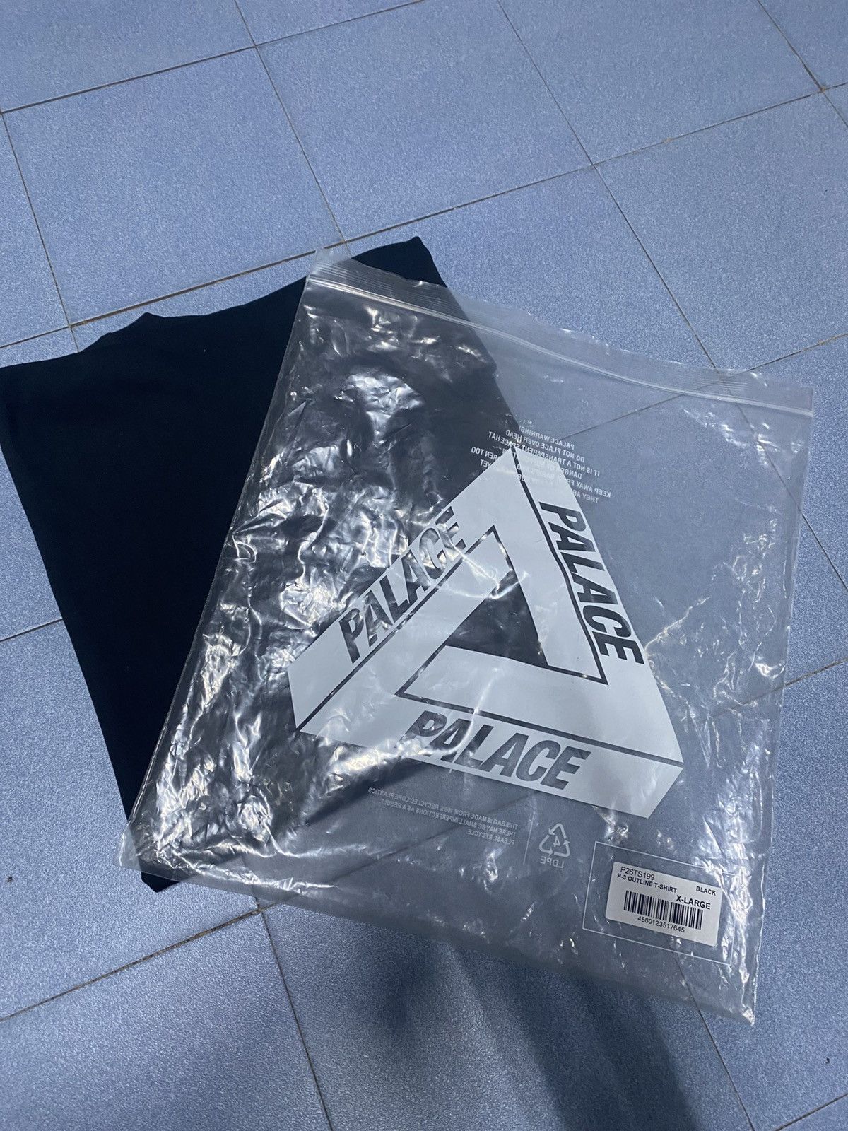 Palace Short Sleeve T-Shirt Palace Big Logo Size US XL / EU 56 / 4 - 12 Thumbnail