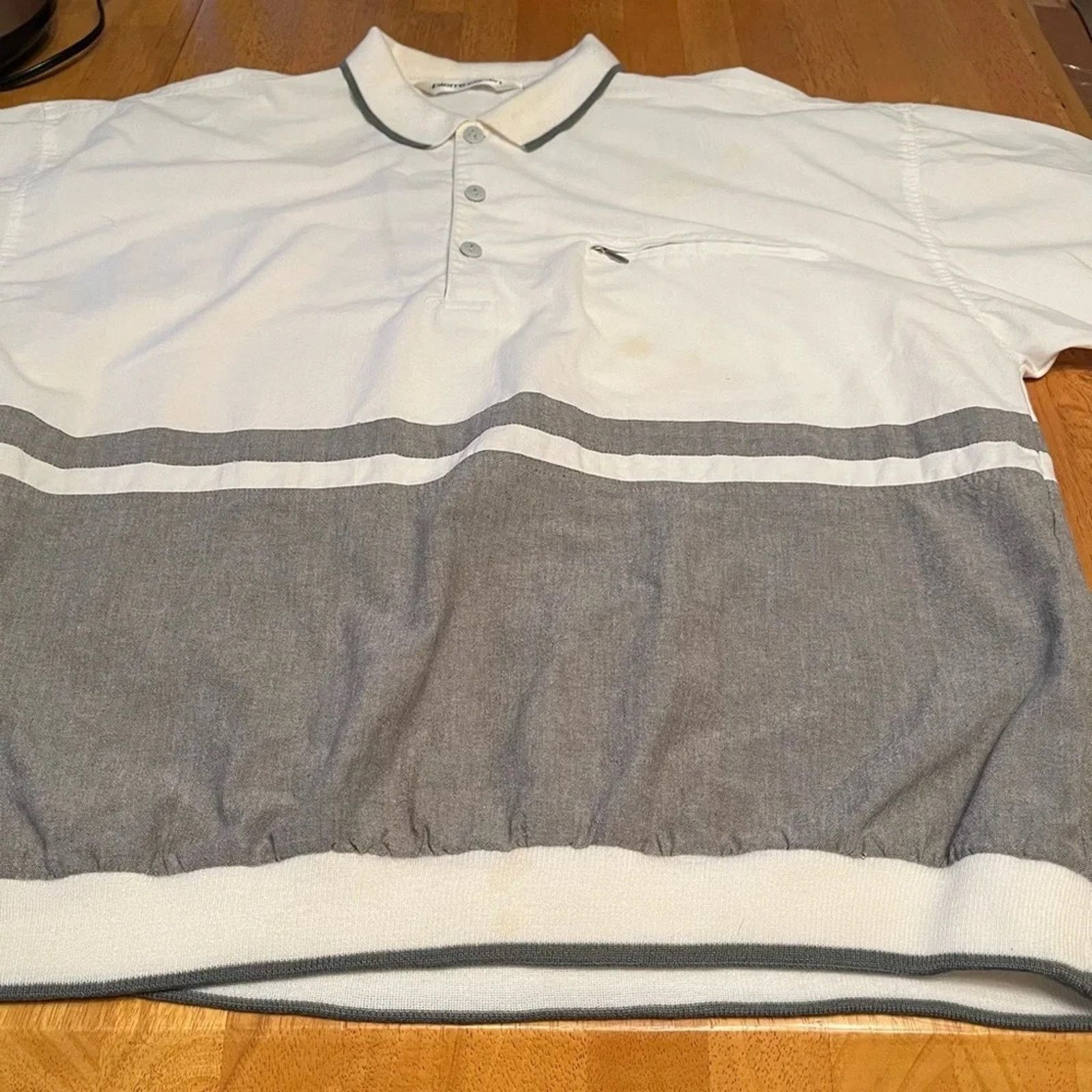 Pierre Cardin Pierre Cardin vintage partial button top, size XL Size US XL / EU 56 / 4 - 1 Thumbnail