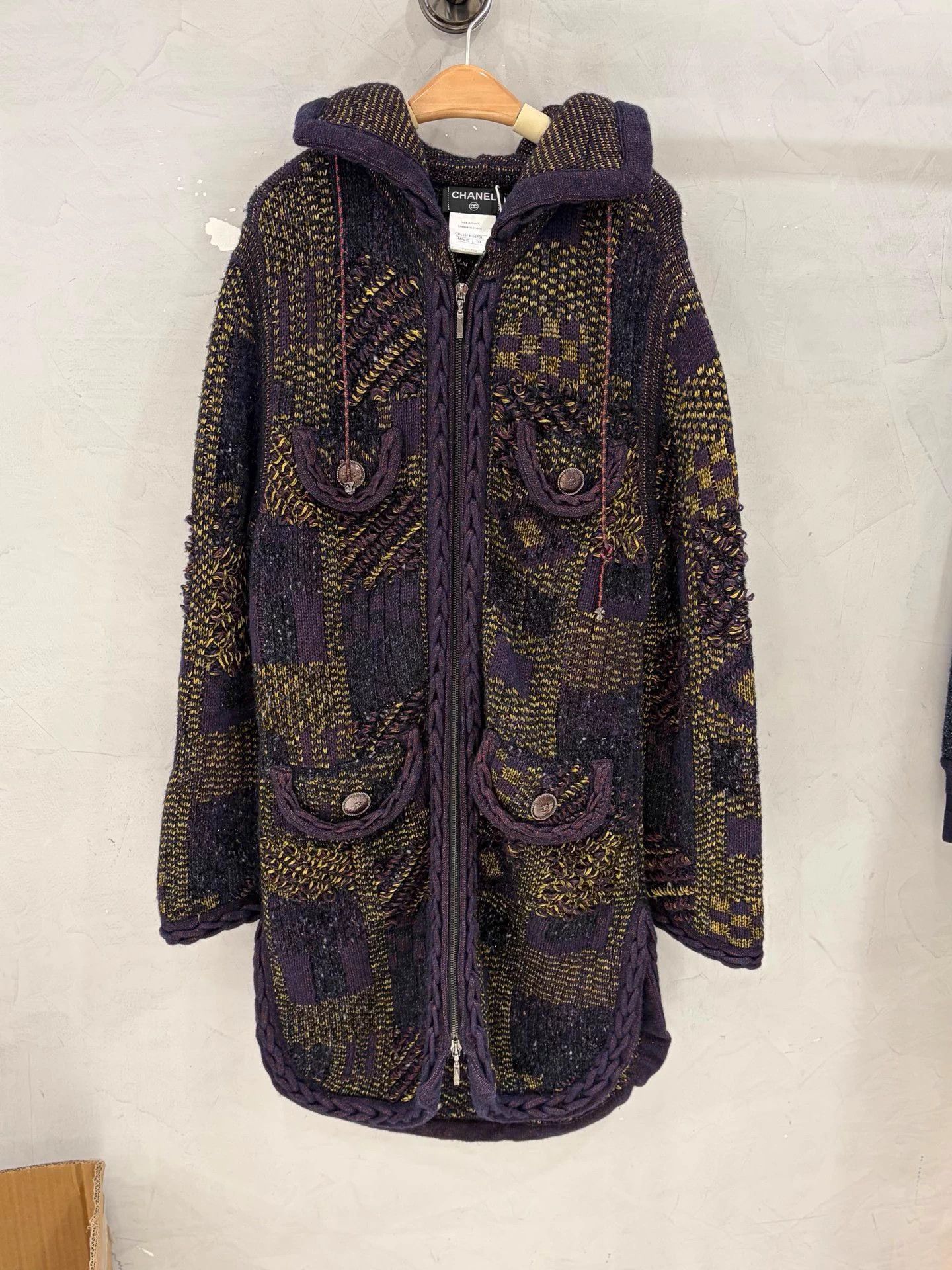 Chanel Chanel 12A Bombay Wool Knit 34 Vintage Jacket Size XS / US 0-2 / IT 36-38 - 1 Thumbnail