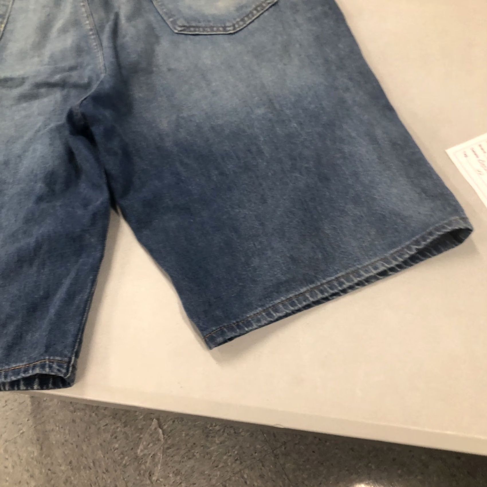 Levi's Levi's 569 Shorts Men Regular 44x12 Denim Bermuda 15” Rise 5-Pocket Solid Blue Hip Hop Ameri Size US 44 / EU 60 - 5 Thumbnail
