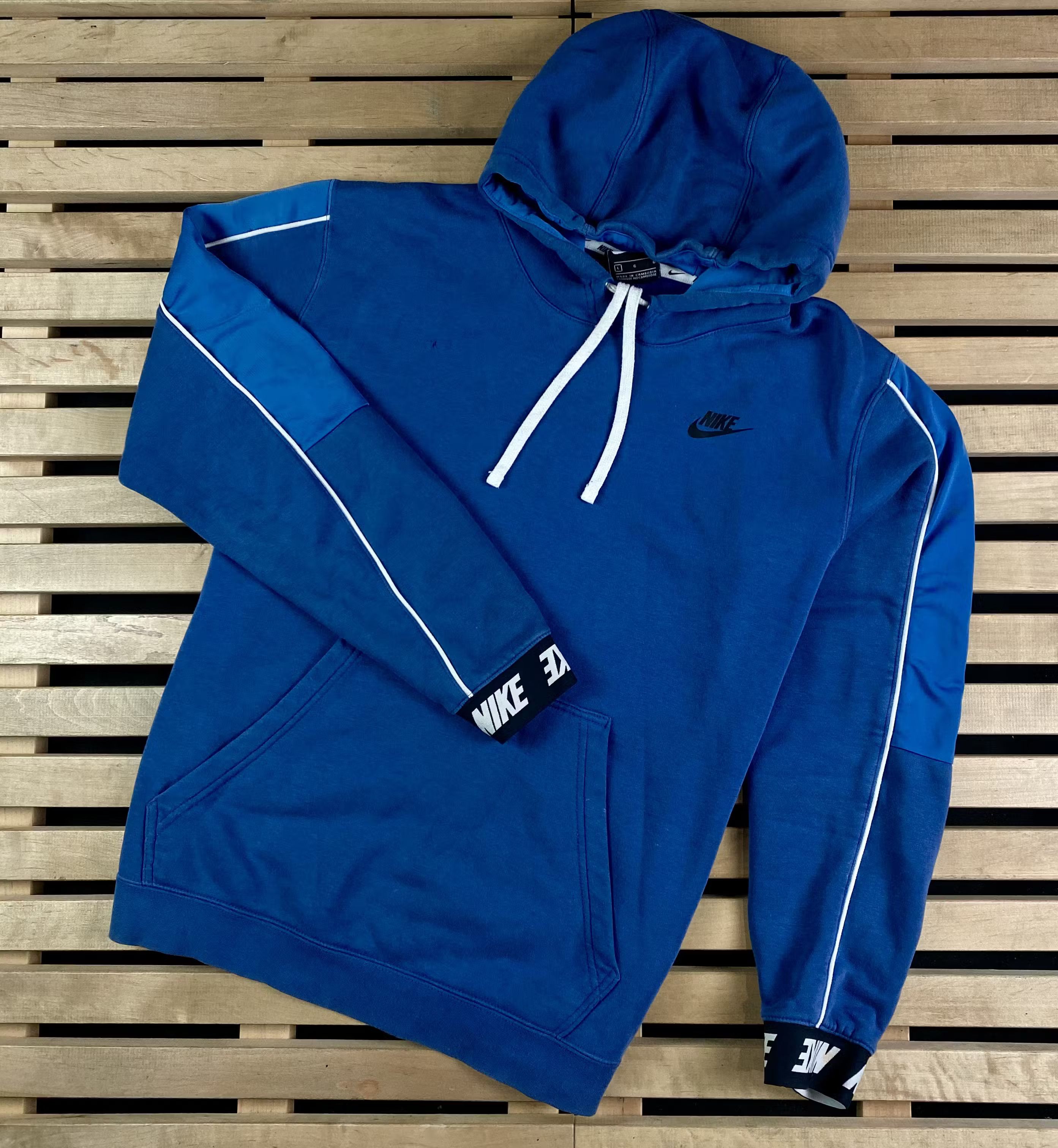Nike × Vintage Mens Hoodies Nike Vintage Size L Size US L / EU 52-54 / 3 - 1 Thumbnail