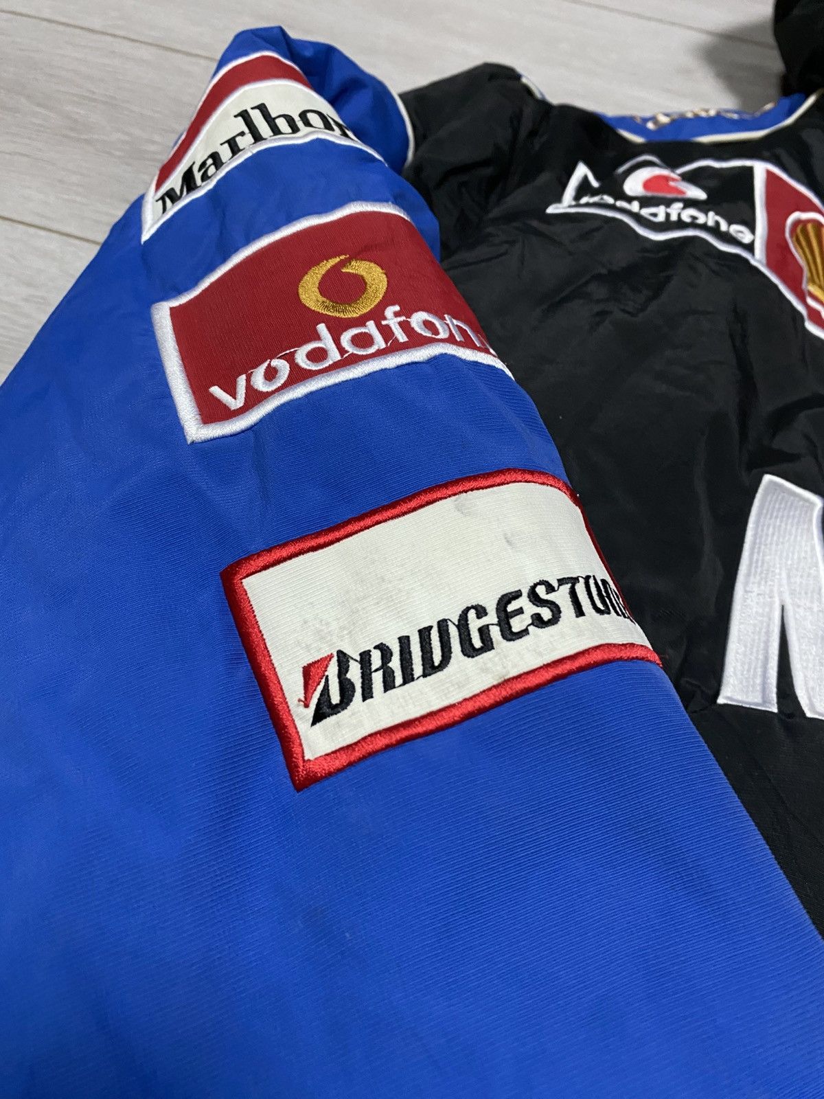 Marlboro Ferrari Marlboro Chase shell Vodafone vintage racing bomber Size US XXL / EU 58 / 5 - 6 Thumbnail