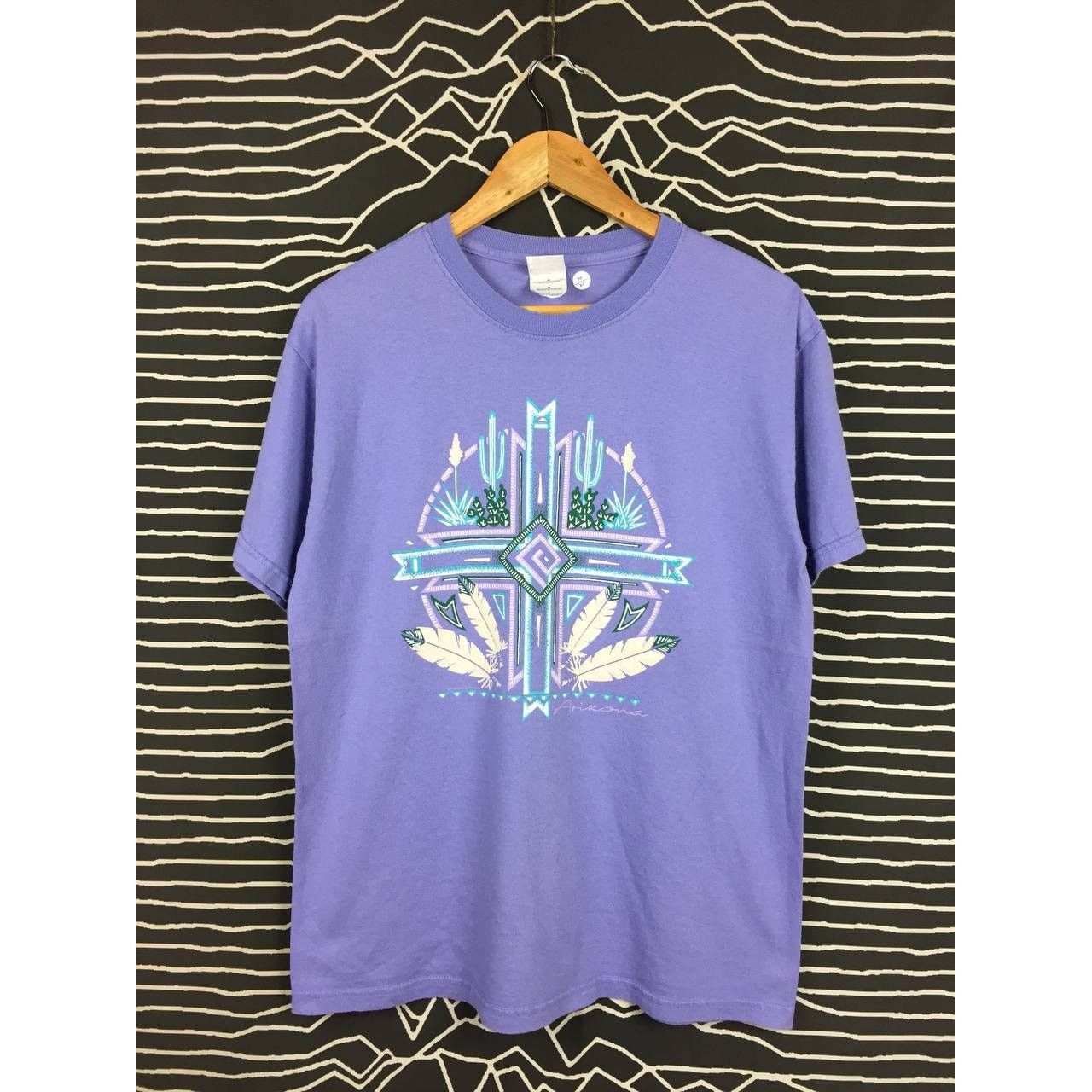 Gildan × Vintage Vtg Y2K Arizona Tribal Native Aztec Graphic Tee Size M Size US M / EU 48-50 / 2 - 1 Thumbnail