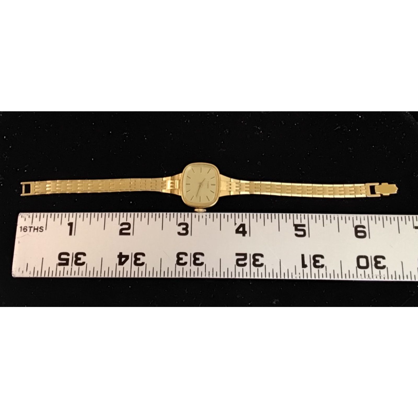 Timex Timex Gold Tone Wind Up Watch Women's Vintage Rectangular Size ONE SIZE - 10 Thumbnail