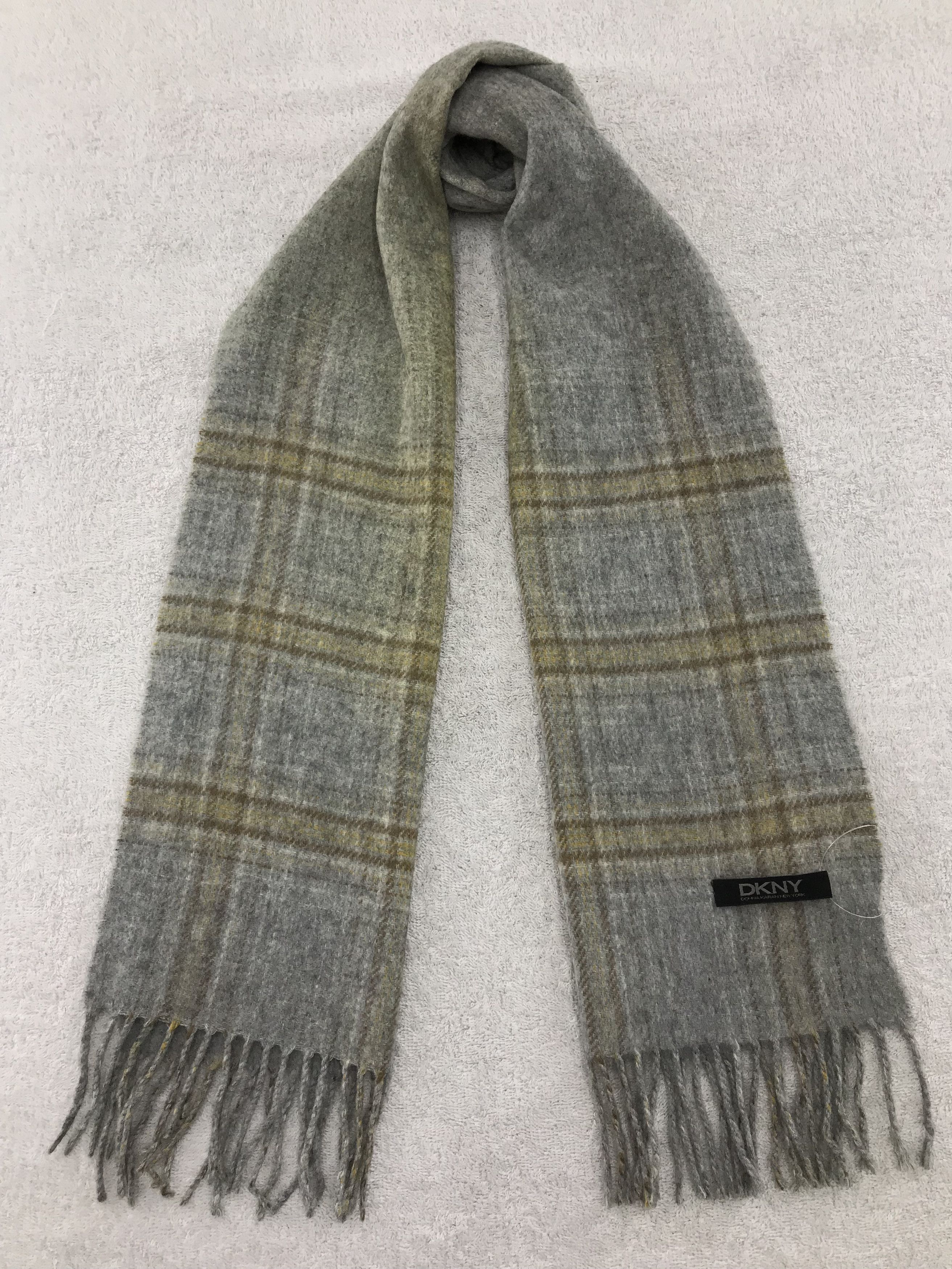 DKNY DKNY Scarf / Muffler / Neckwear - WW1005 Size ONE SIZE - 1 Thumbnail