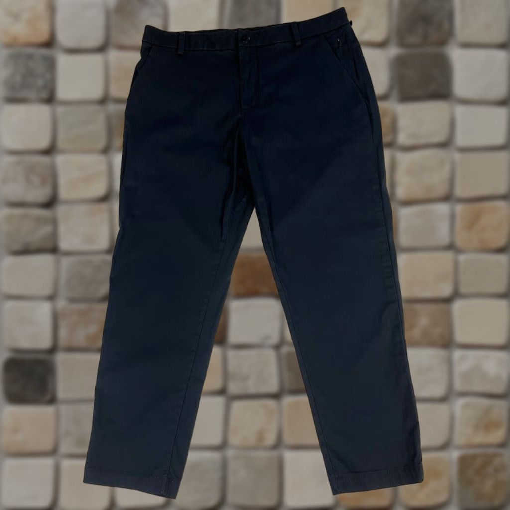 Lululemon Lululemon Men's Commission Pants Classic LM5440 Black 34x28 Cotton Blend Flat Front Belt Loops Chino Office City Preppy Vintage/Pre-owned Mens Size US 34 / EU 50 - 1 Thumbnail
