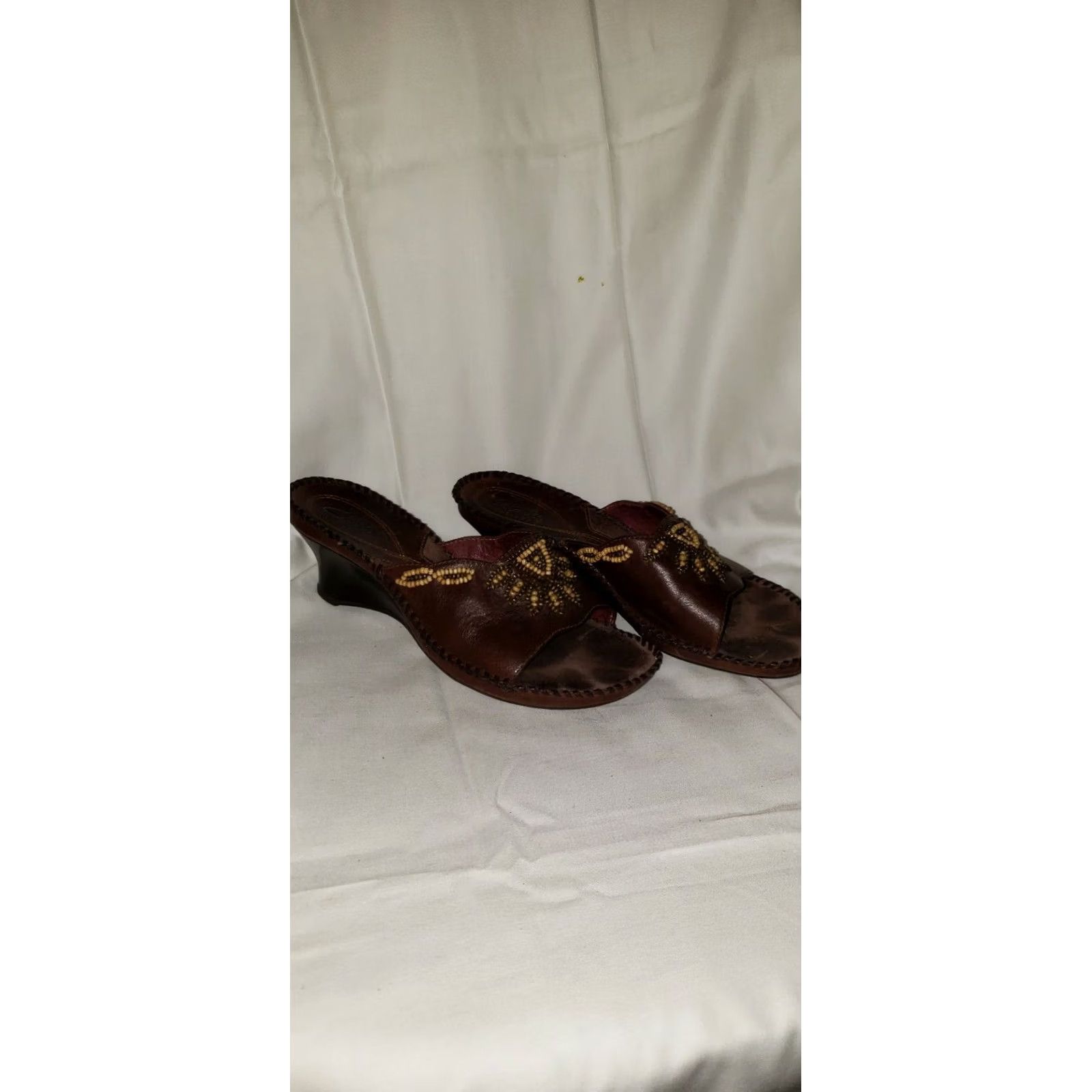 Clarks Clark Artisan Women's Wedge Sandal Brown with Beading Model 6422 US 7 M Womens Size US 7 / IT 37 - 2 Thumbnail